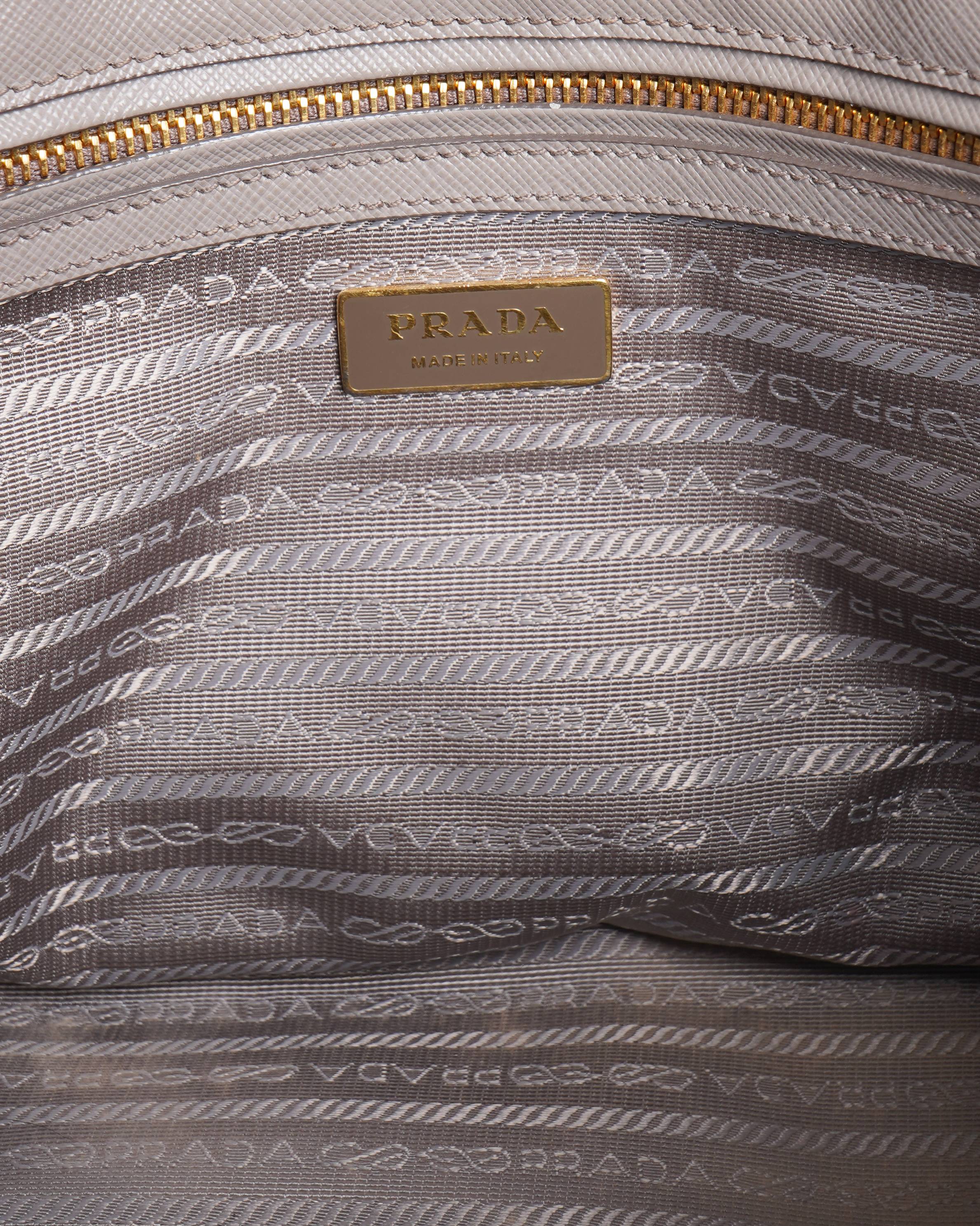 Prada wisteria small galleria saffiano leather shoulder bag