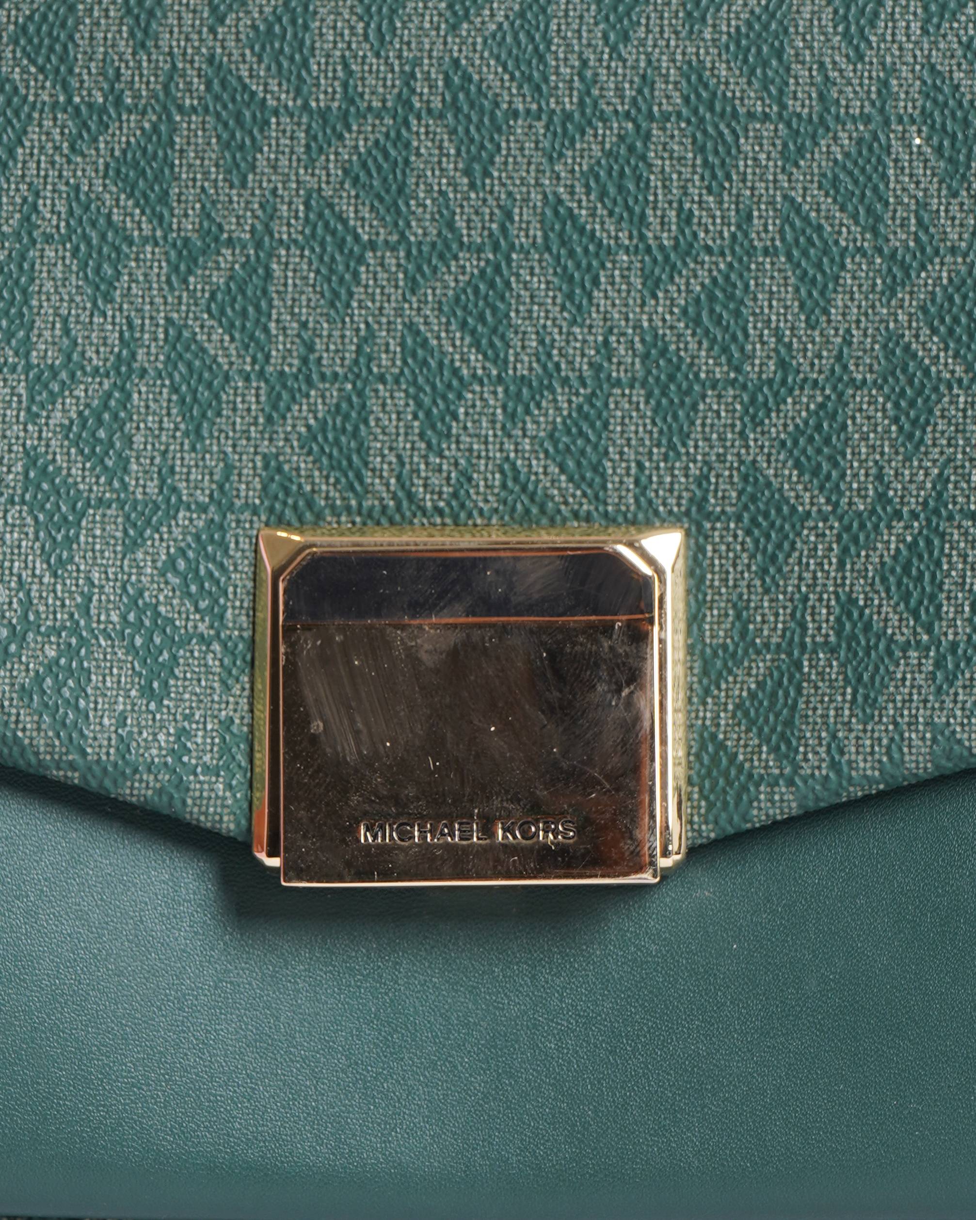 Michael Kors Jet Set Hunters Crossbody Bag In Green