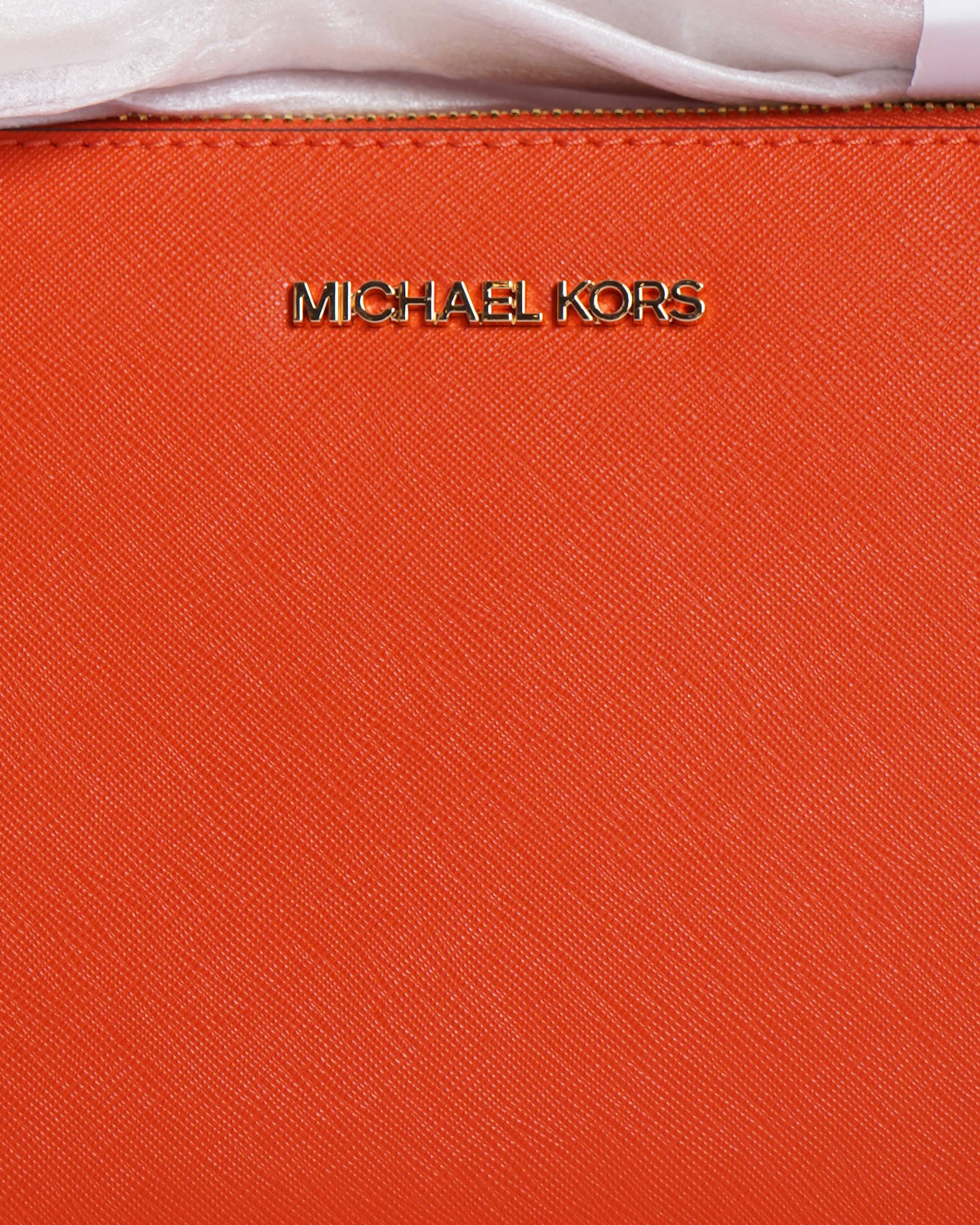 New Michael Kors Small Crossbody Leather Handbag with Tech Purse Poppy