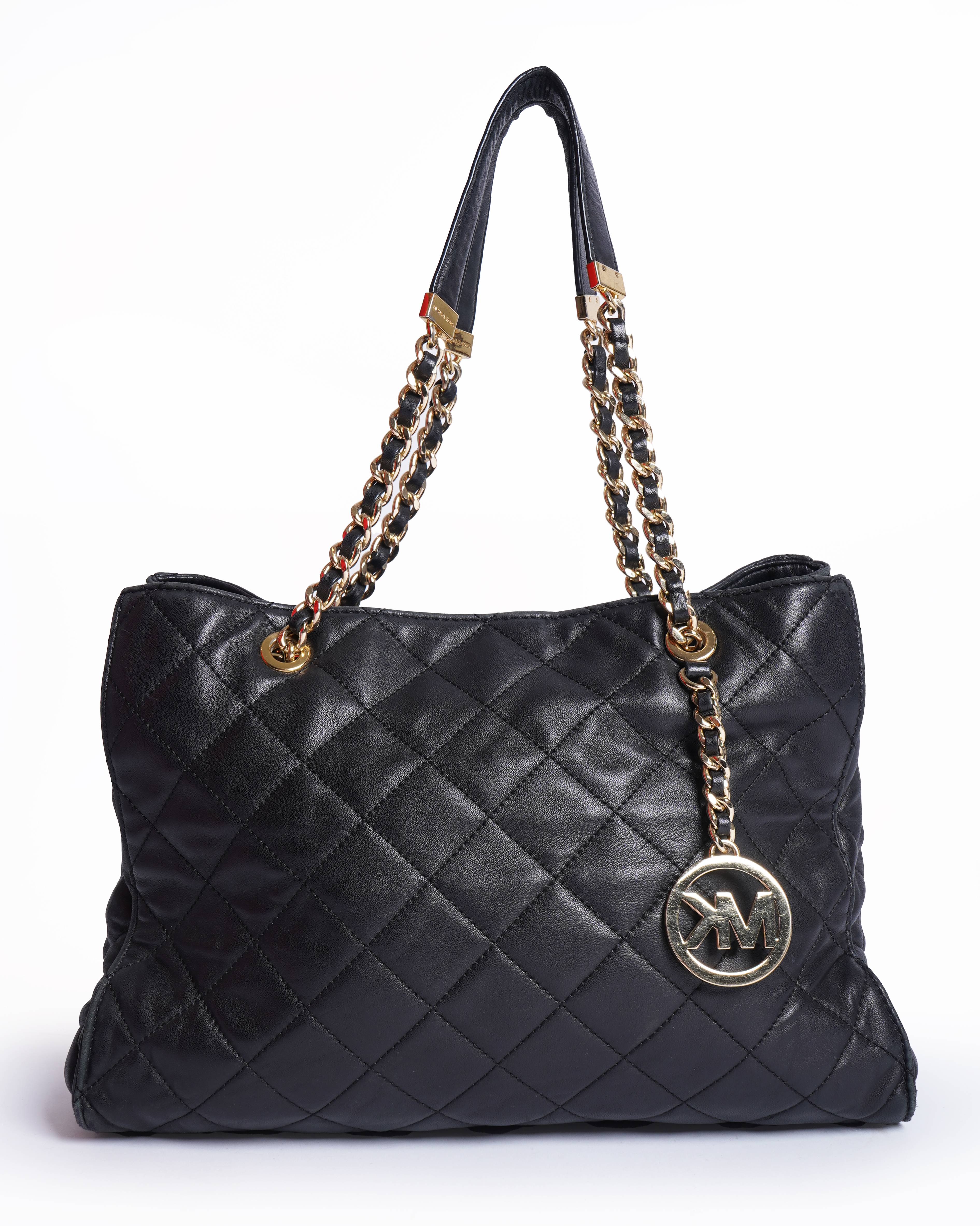Michael Kors Quilted Shoulder Bag In Black