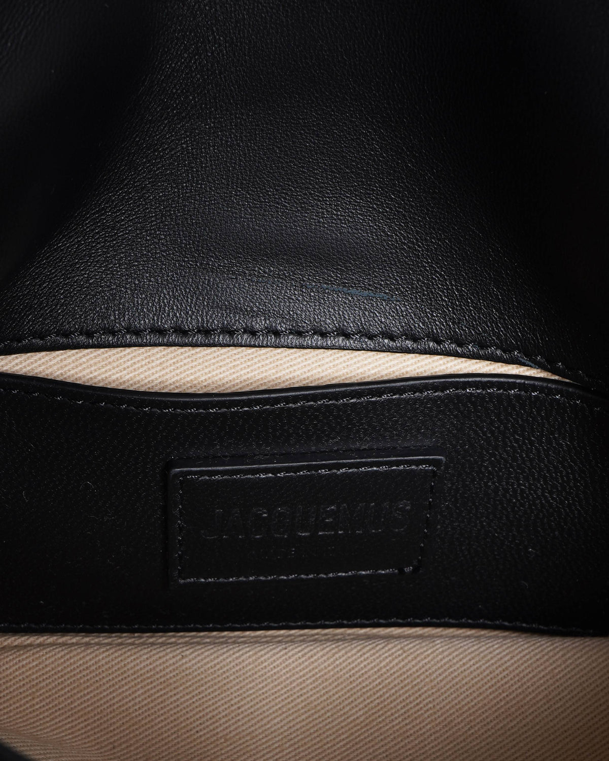 Jacquemus Le Bambimou Leather Shoulder Bag In Black