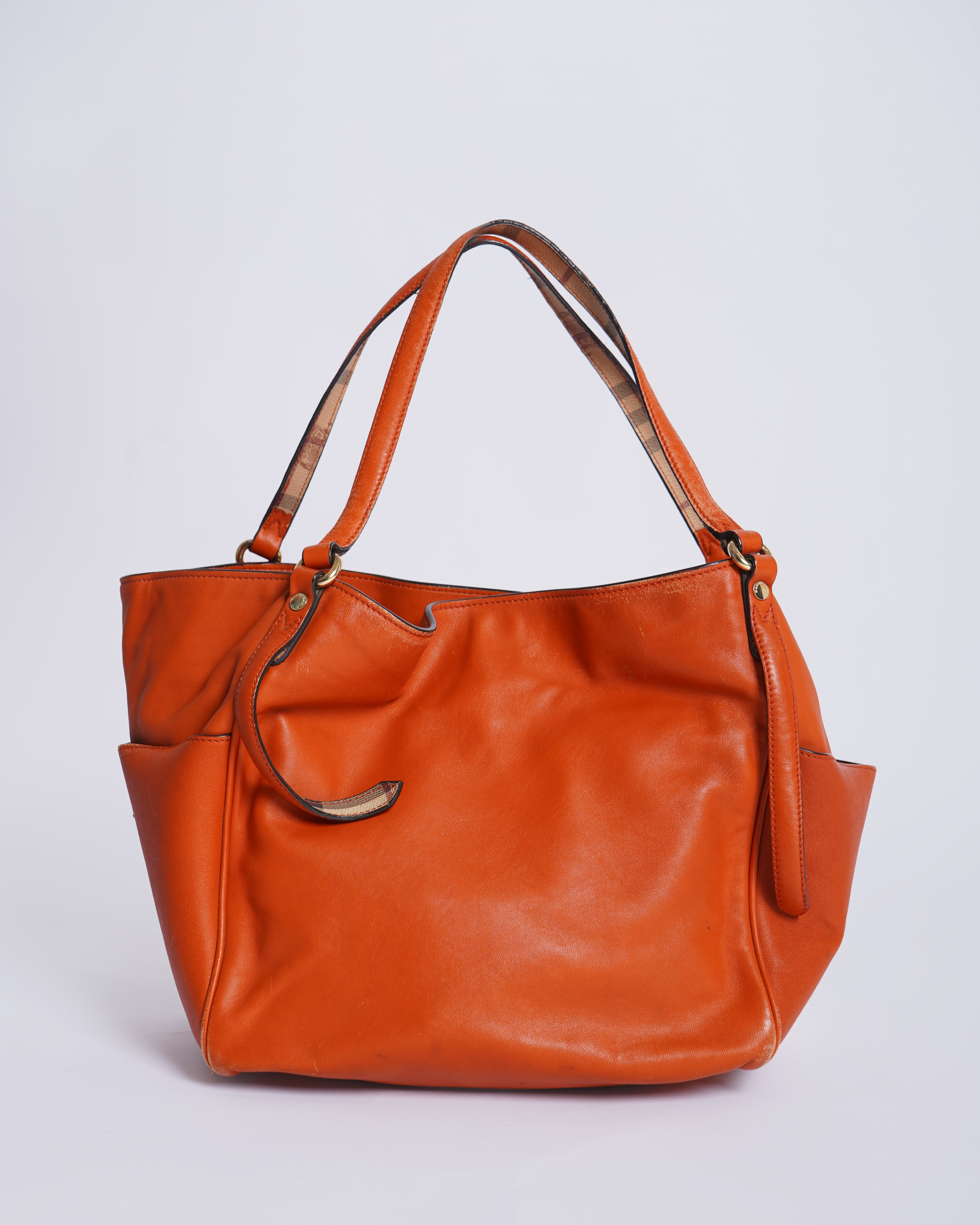 Burberry Canterbury Leather Shoulder Bag In Orange