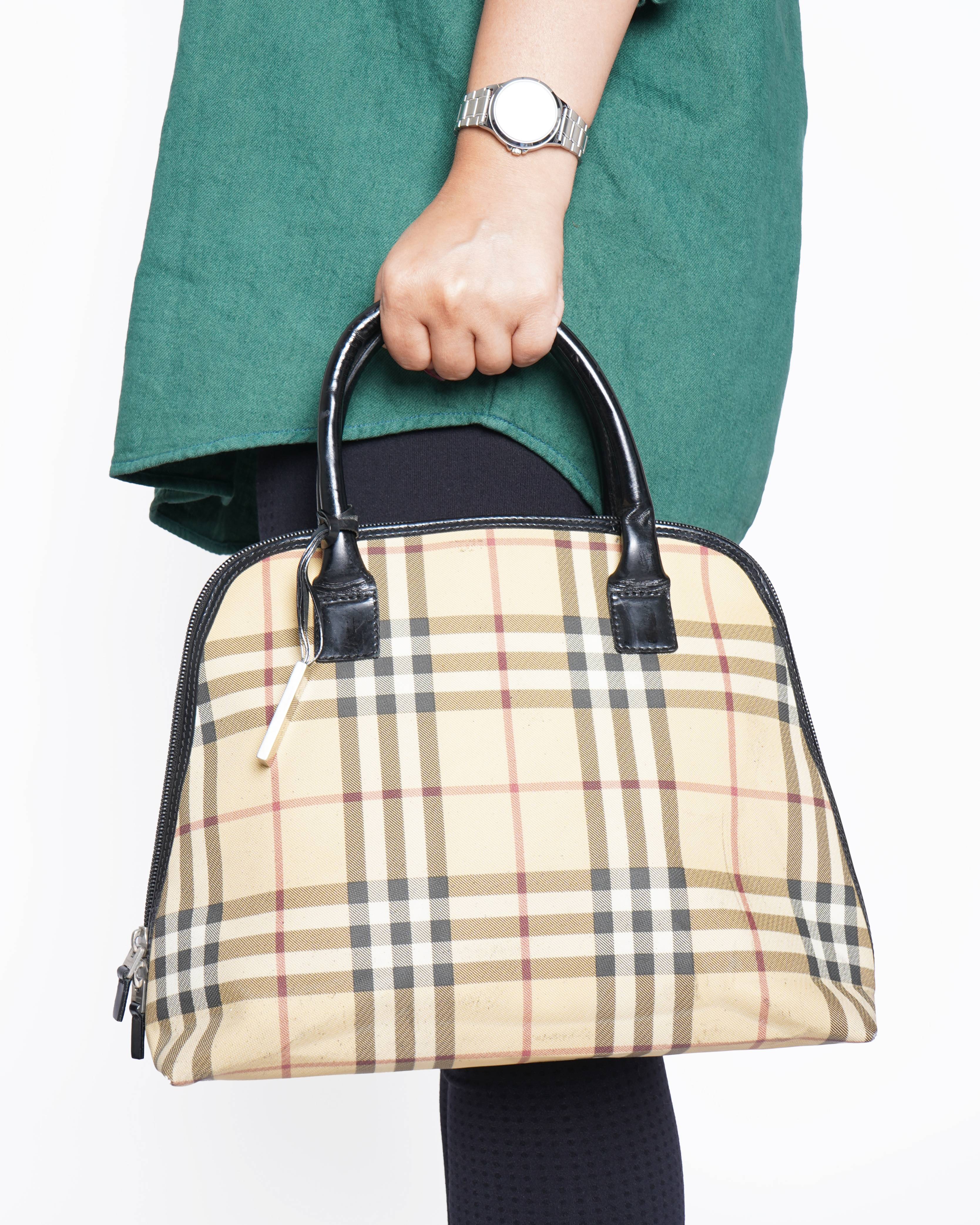 Burberry Nova Check HandBag In Coated Canvas