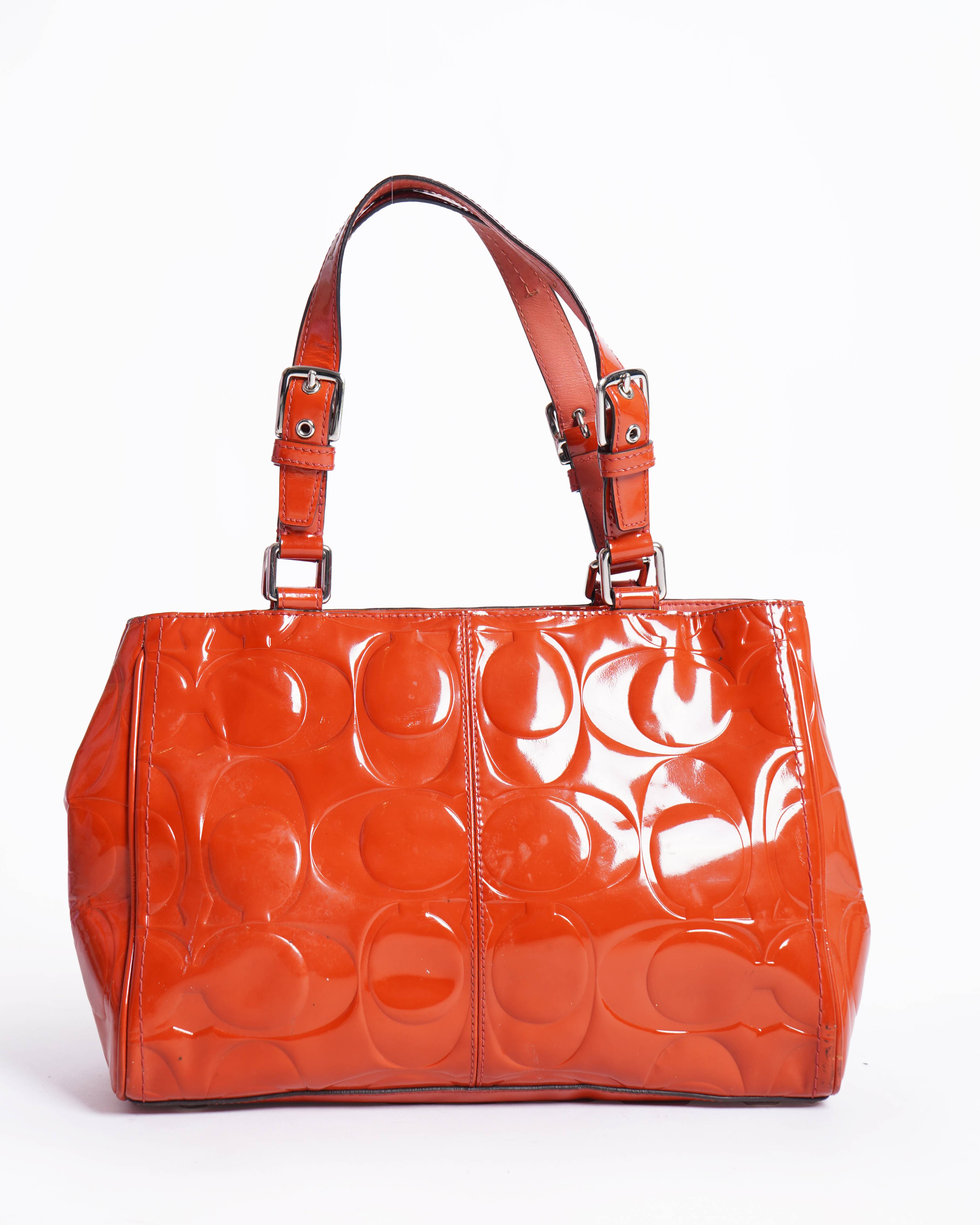 Coach hamptons Coral patent caryall bag