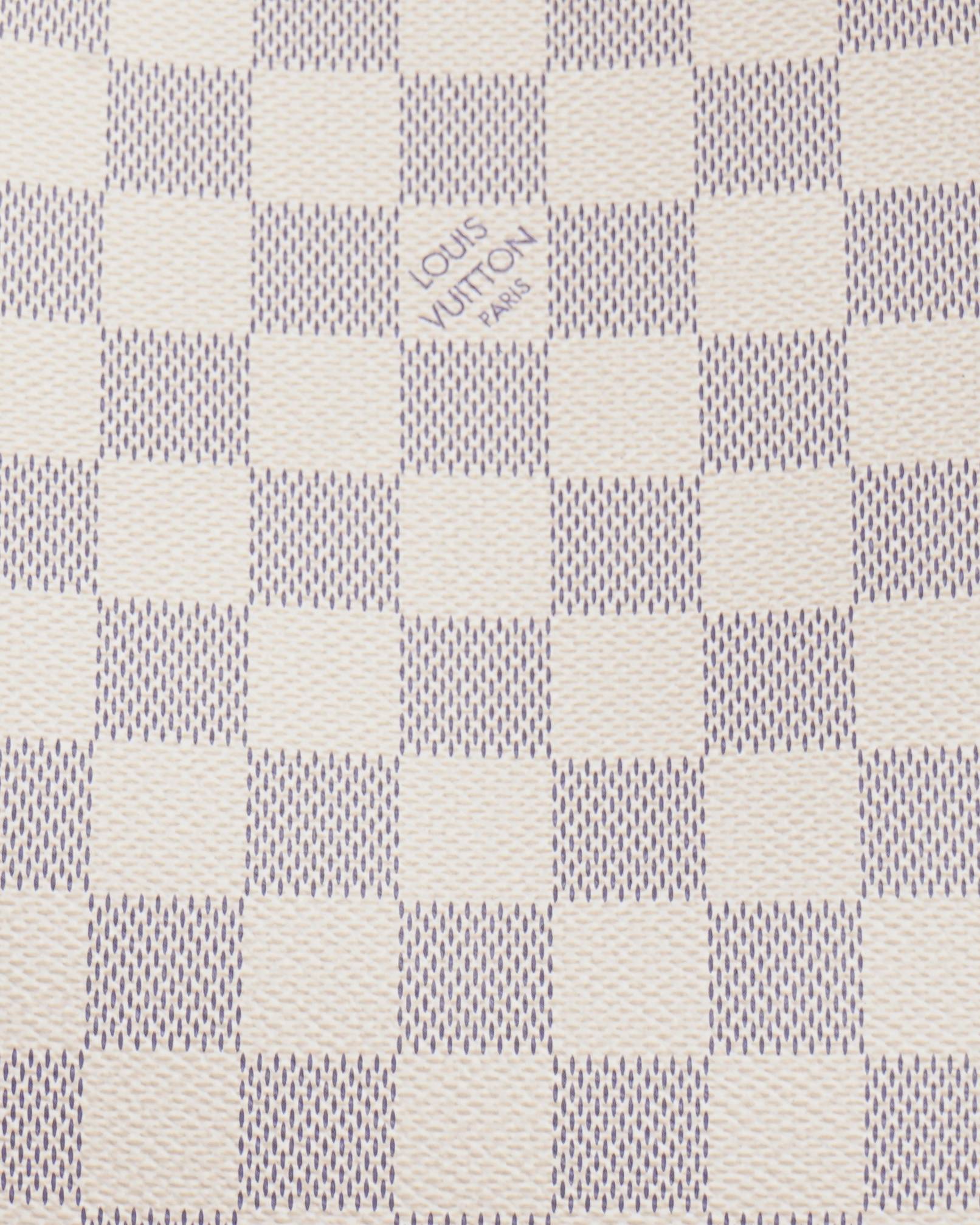 New Louis Vuitton Neverfull MM Rose Ballerine interior color tote bag