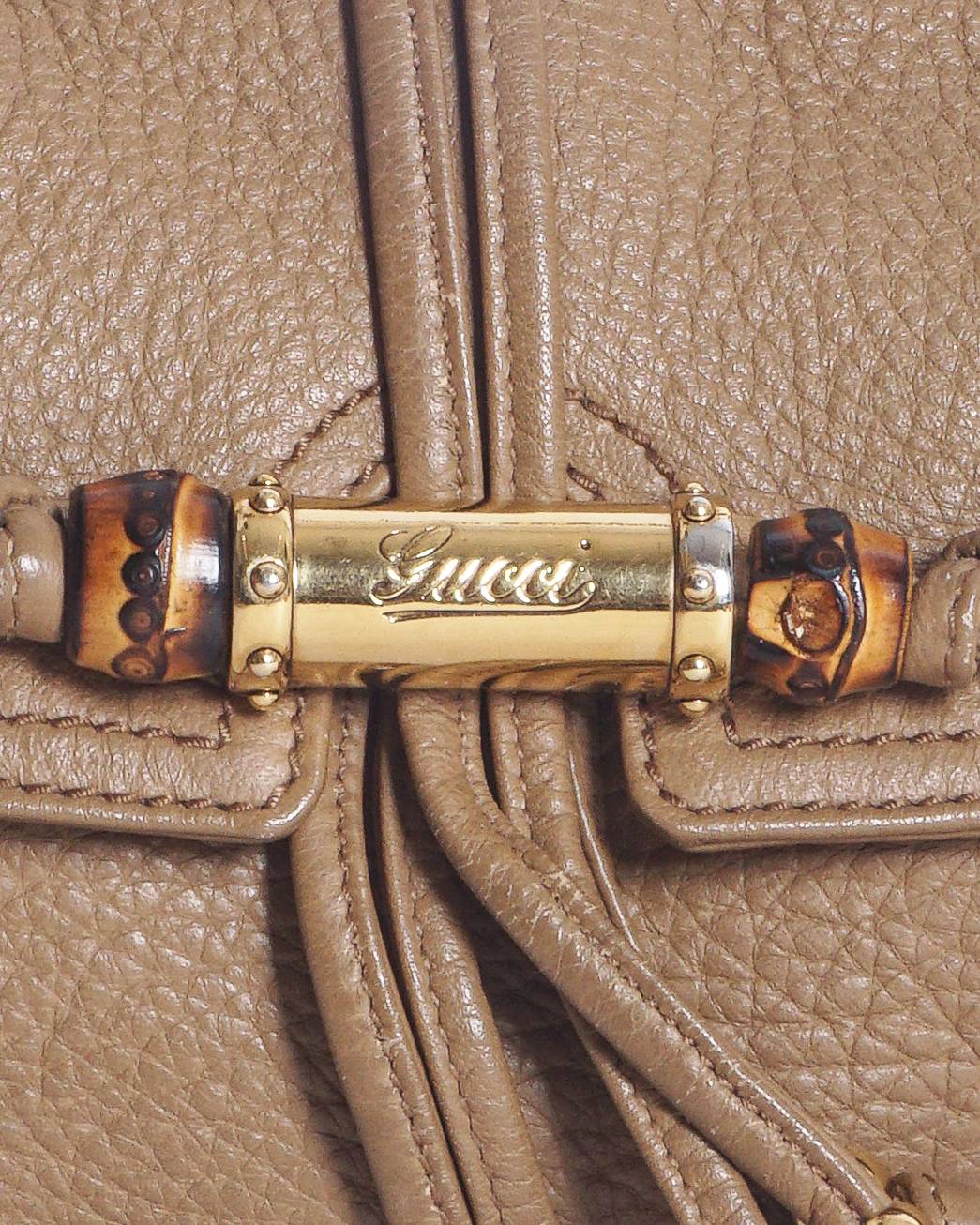 Gucci Beige Grained Leather Croisette Bamboo Shoulder Bag