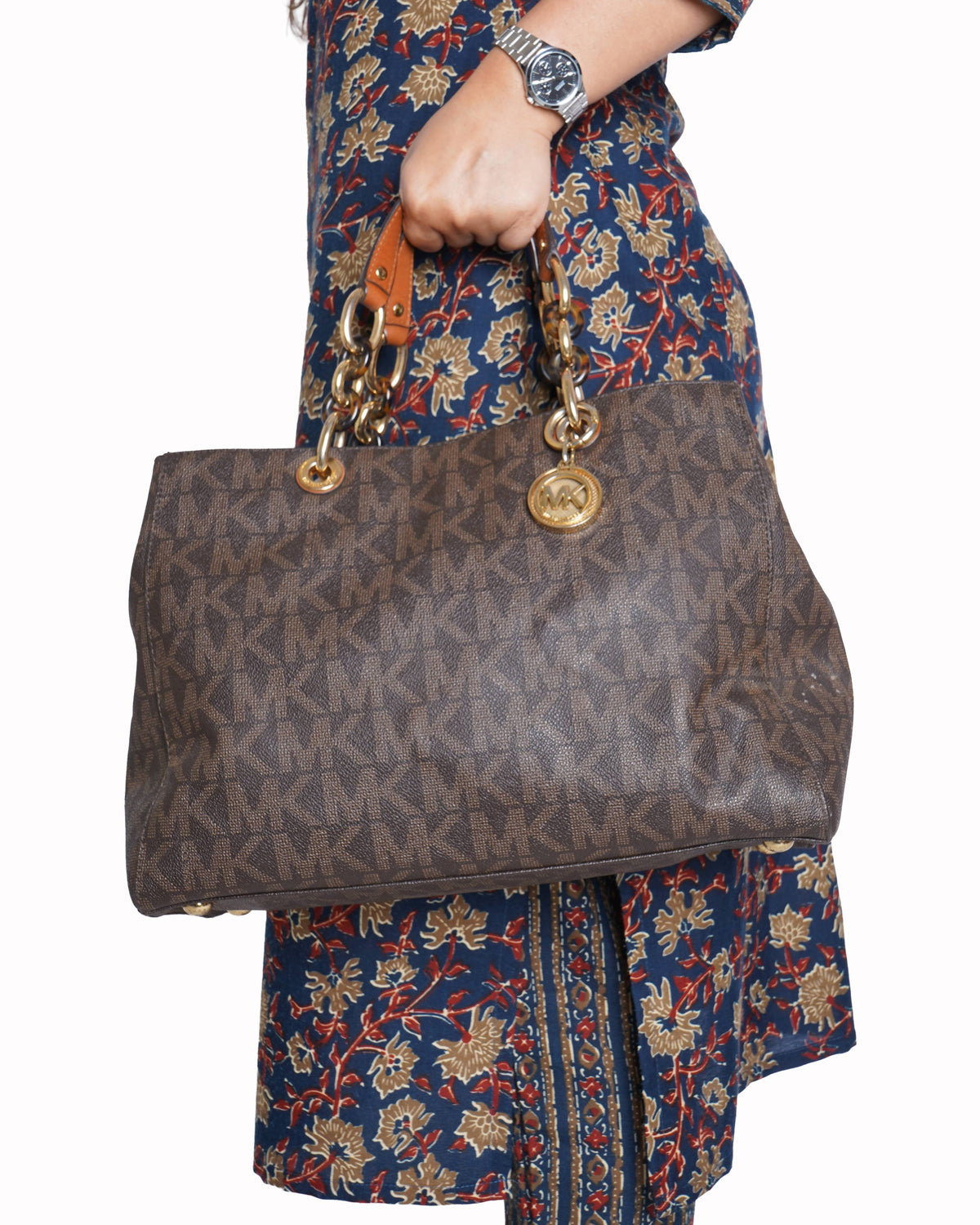 Michael Kors Monogram Shoulder Bag In Brown