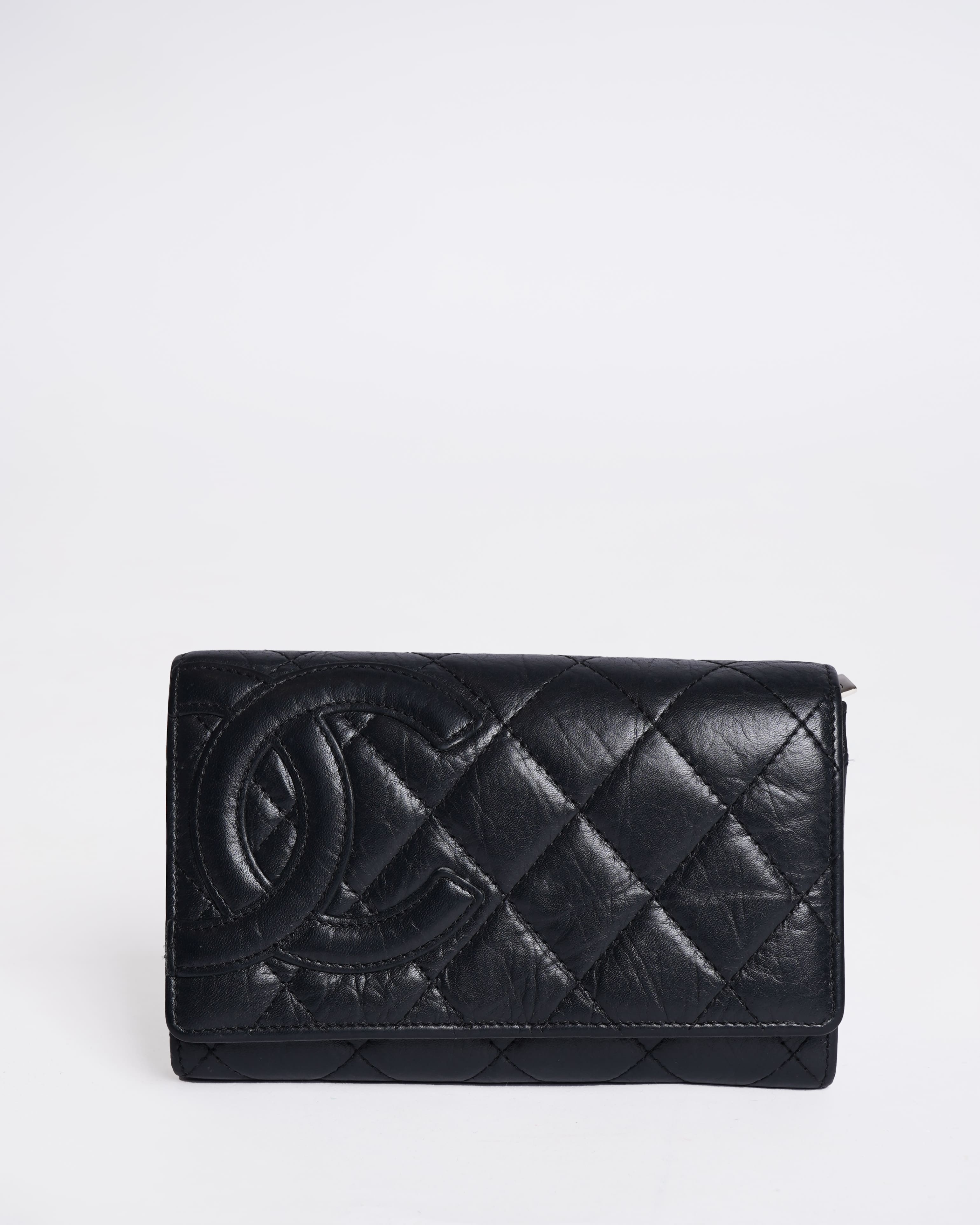 Chanel Quilted Leather Women's Wallet In Black