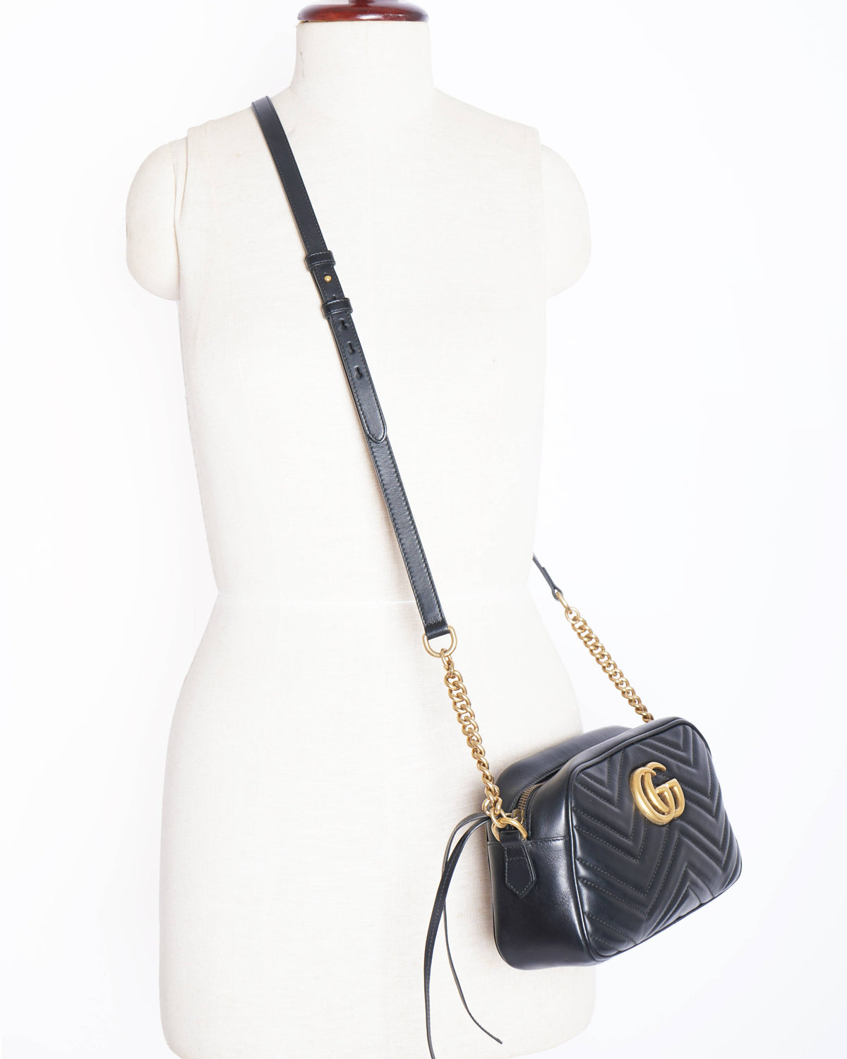 GUCCI Black Marmot GG Small Camera Crossbody Shoulder Bag