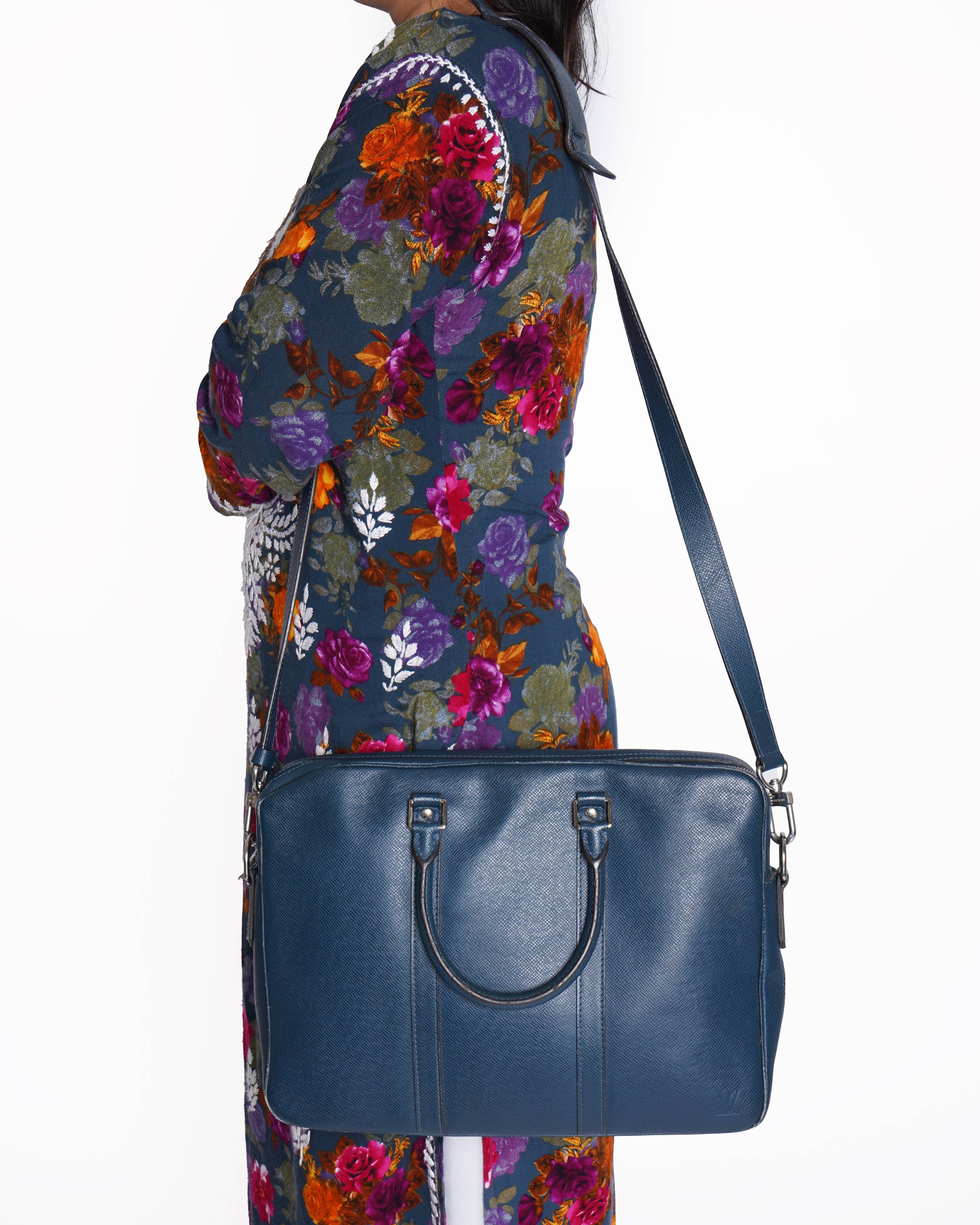 Louis Vuitton Blue Taiga Leather Porte-Documents Voyage bag