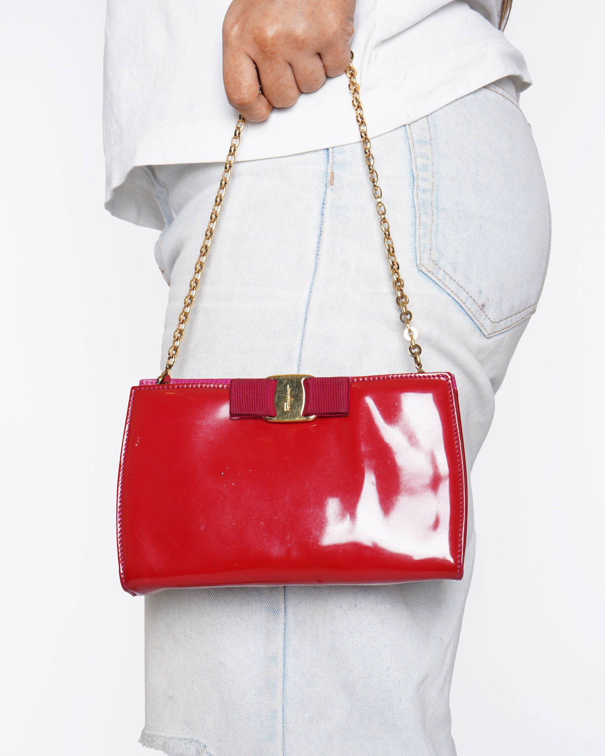 Salvatore ferragamo patent leather vara bow clutch