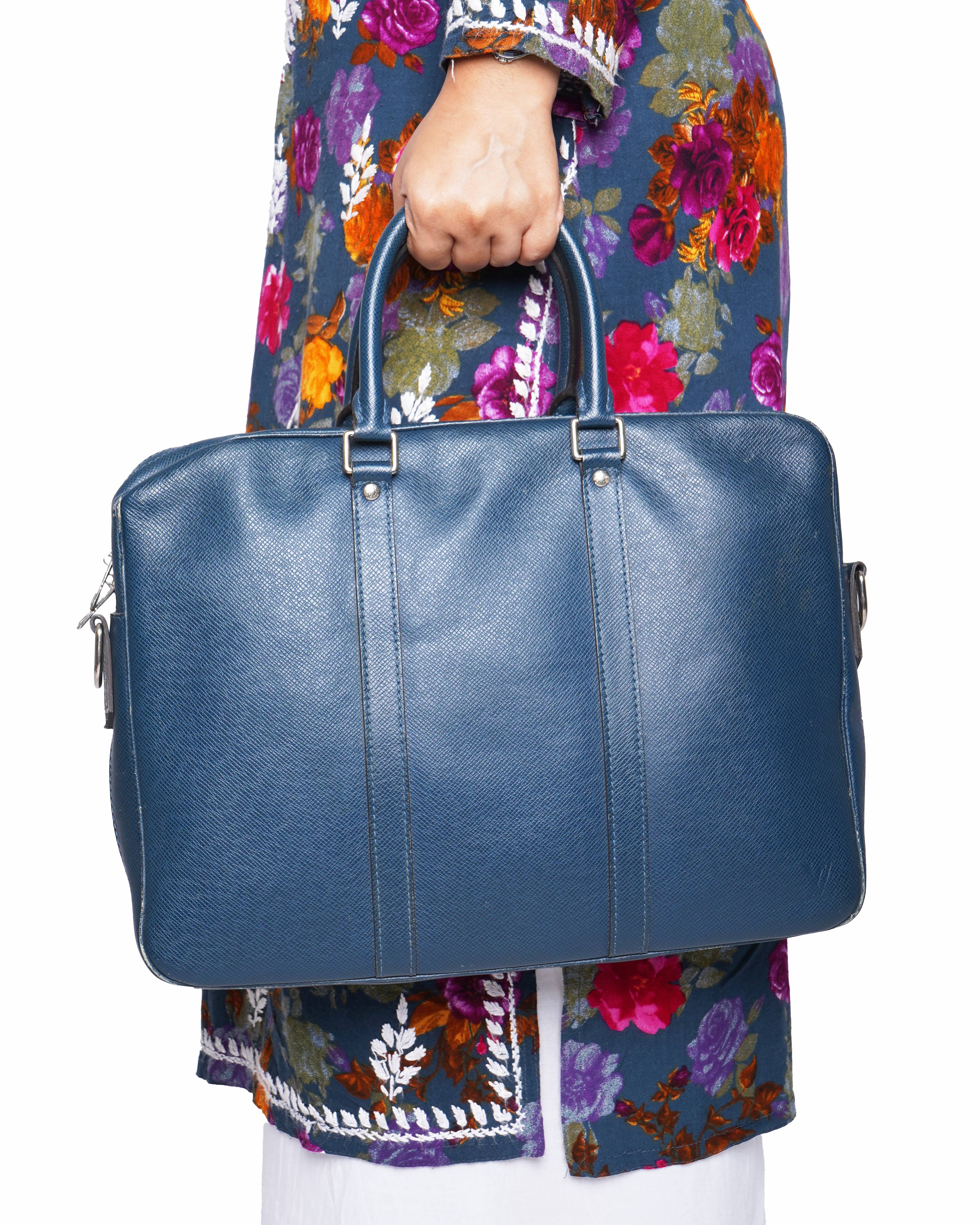 Louis Vuitton Blue Taiga Leather Porte-Documents Voyage bag