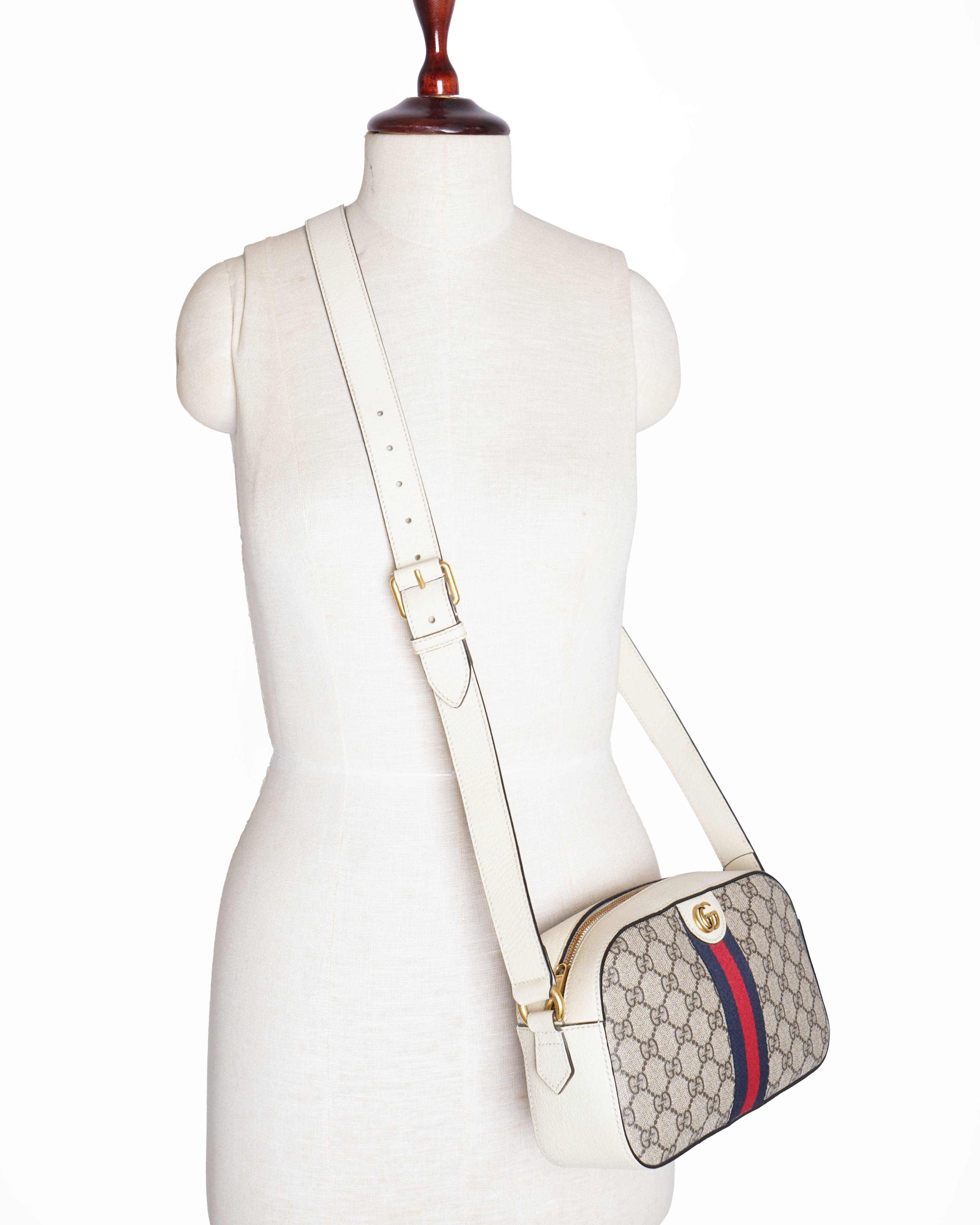Gucci gg small supreme web ophidia camera crossbody bag
