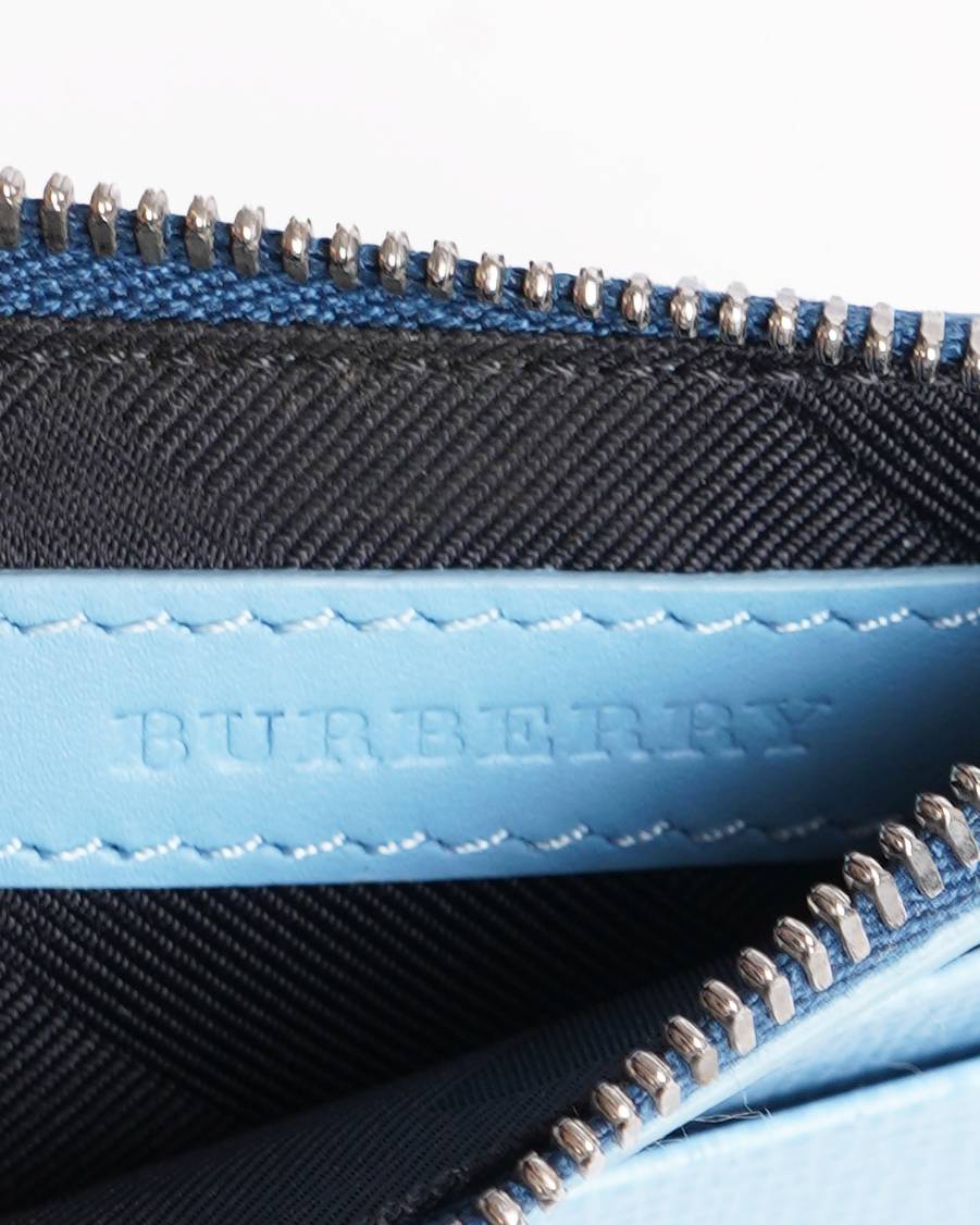 New Burberry ip card case in powder blue