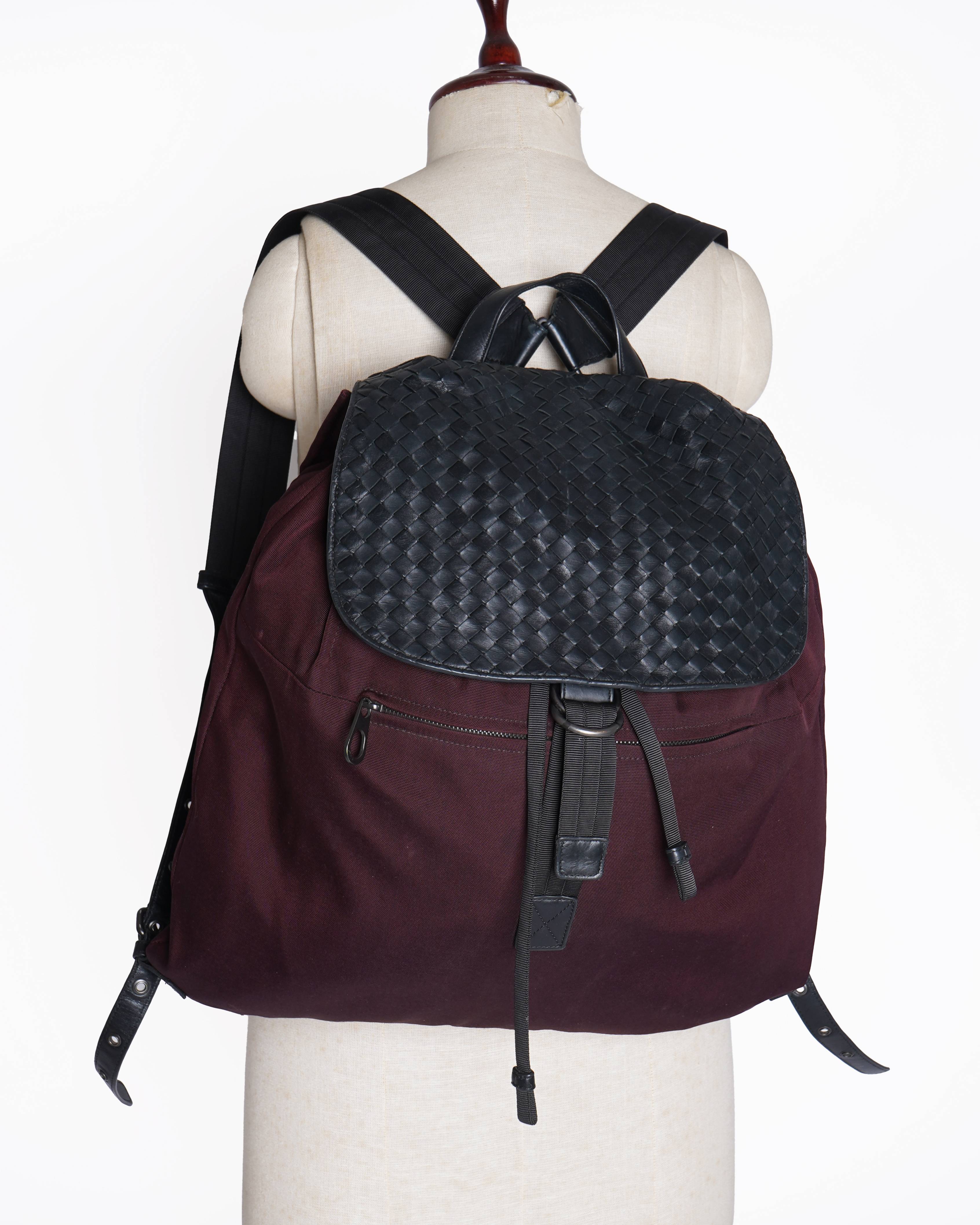 Bottega veneta intrecciato backpack in Maroon