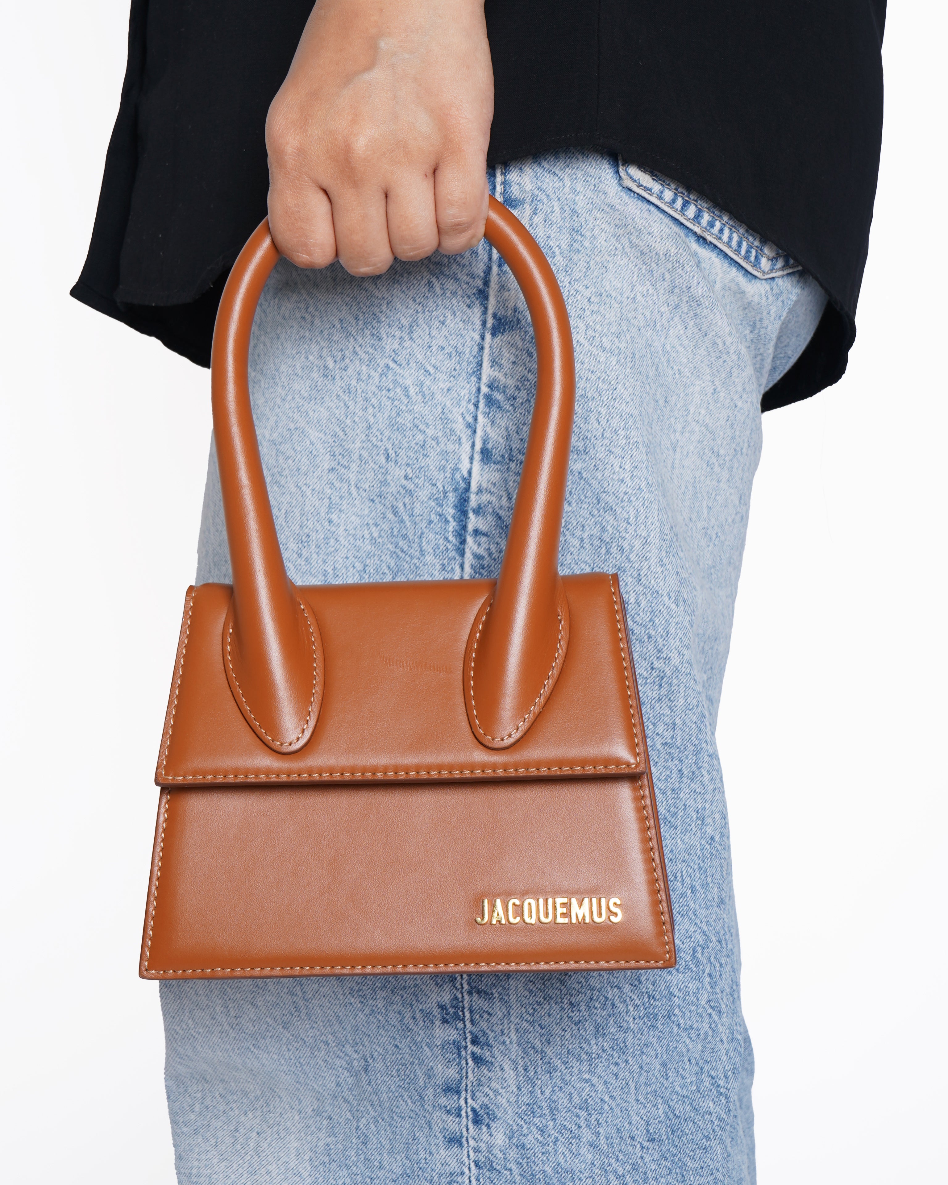 Jacquemus Le Chiquita Moyen Tan