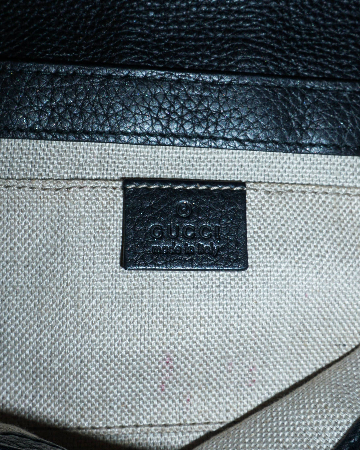Gucci Pebbled Leather Greenwich Clutch with Chain