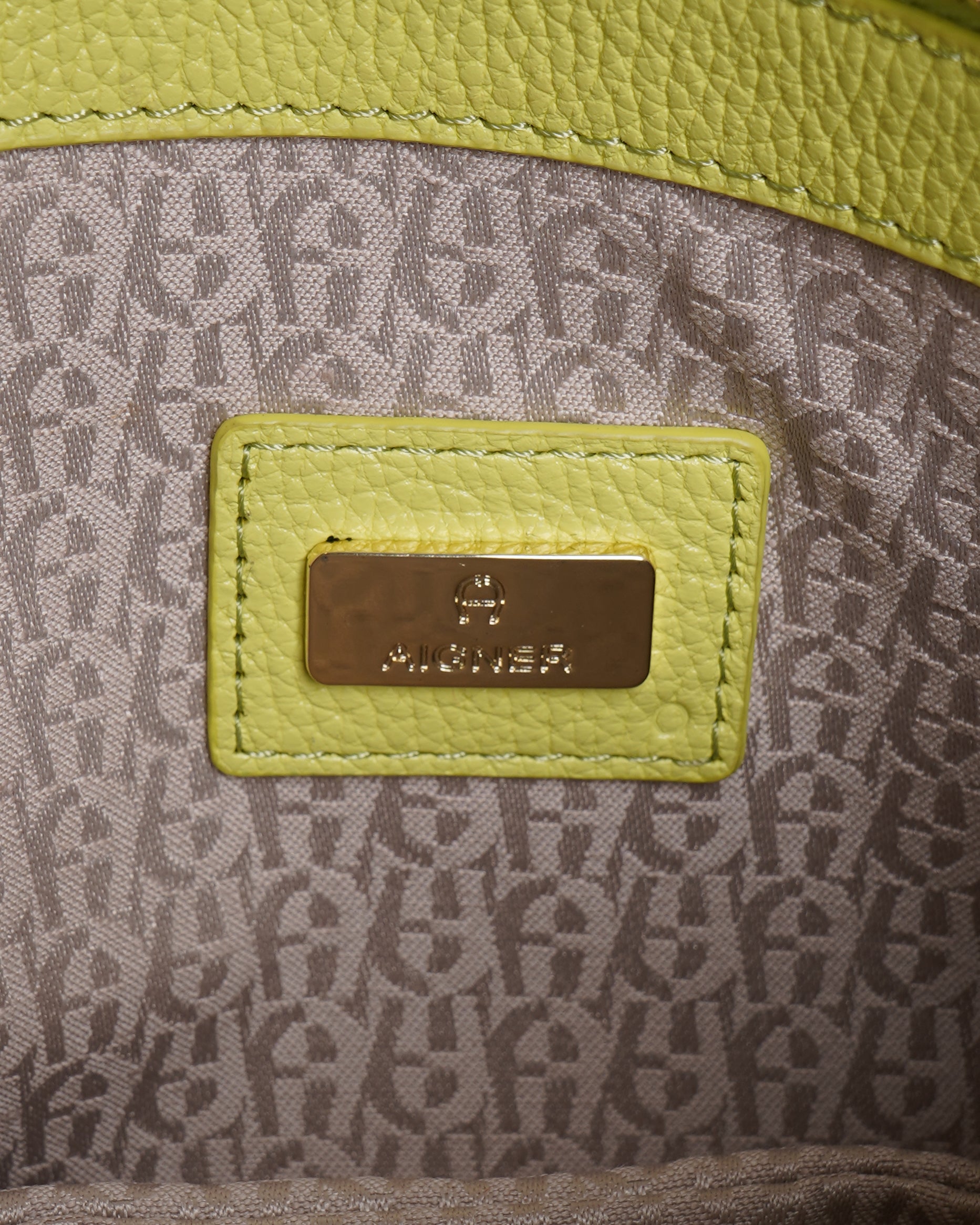 New Aigner Crossbody bag in Lime green