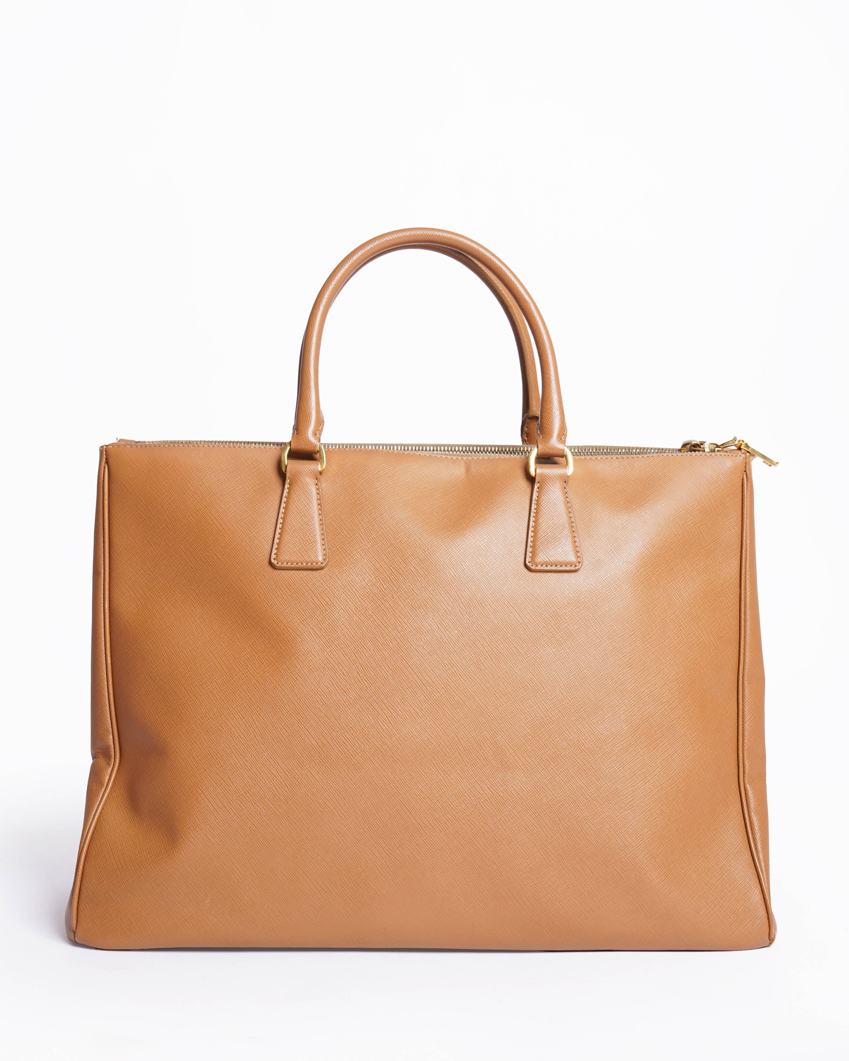 Prada Galleria medium Saffiano leather Tote bag