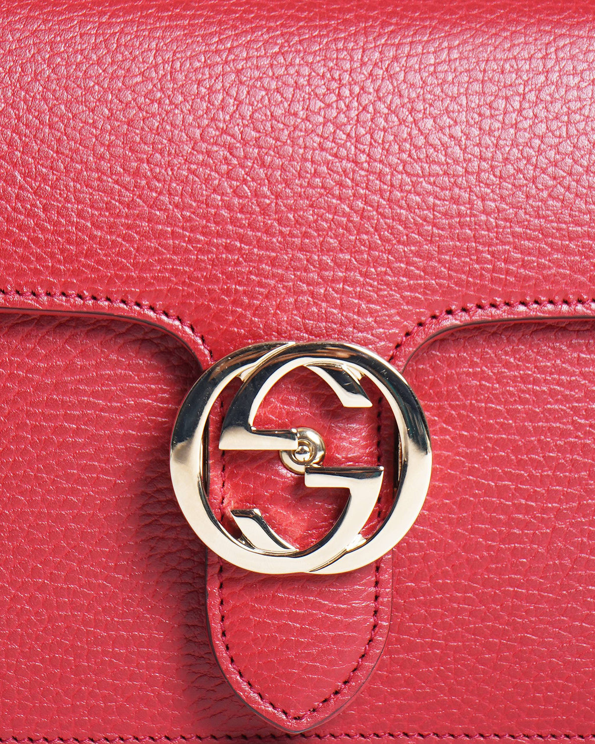 New Gucci Red Interlocking Chain Leather Shoulder Bag