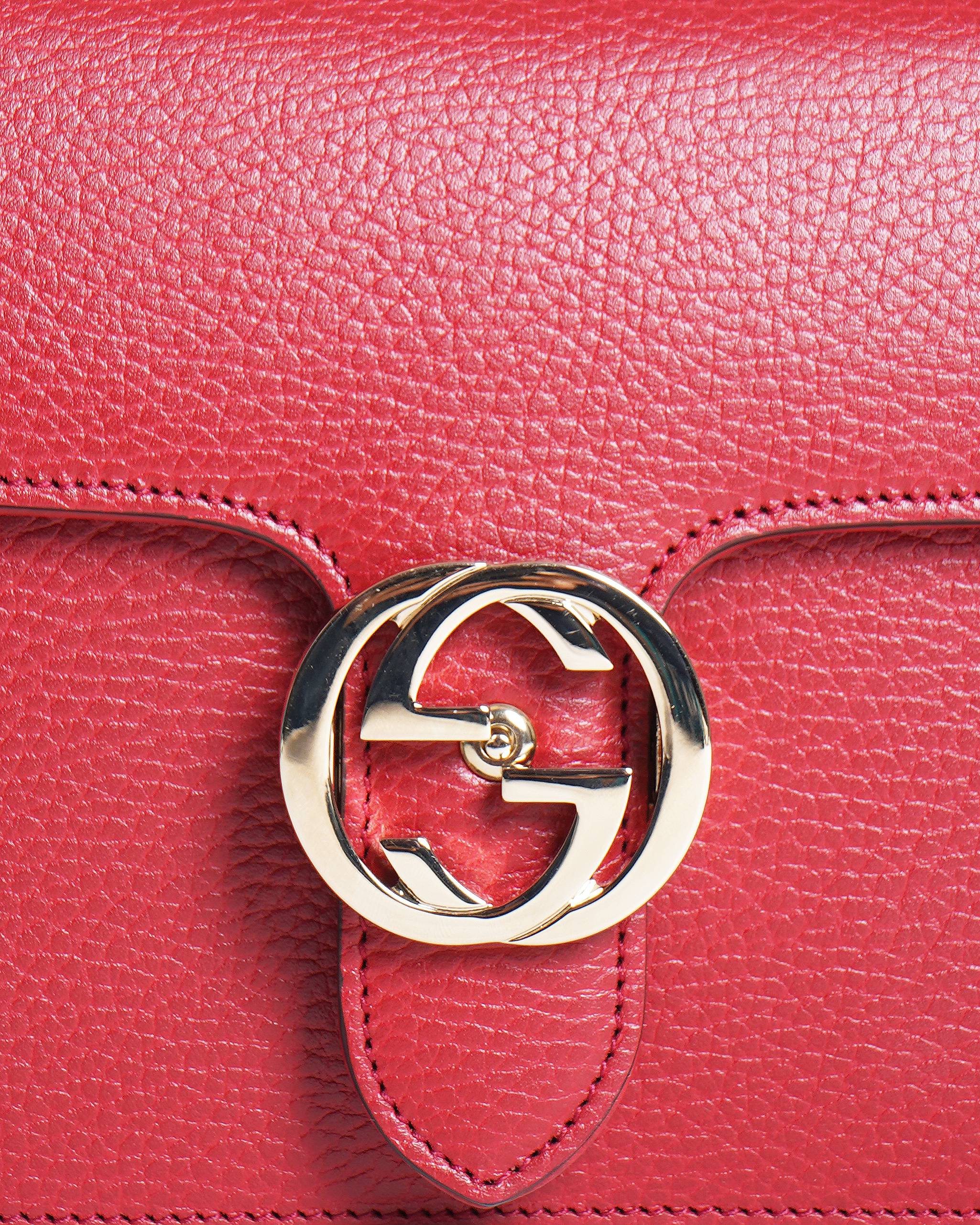 New Gucci Red Interlocking Chain Leather Shoulder Bag