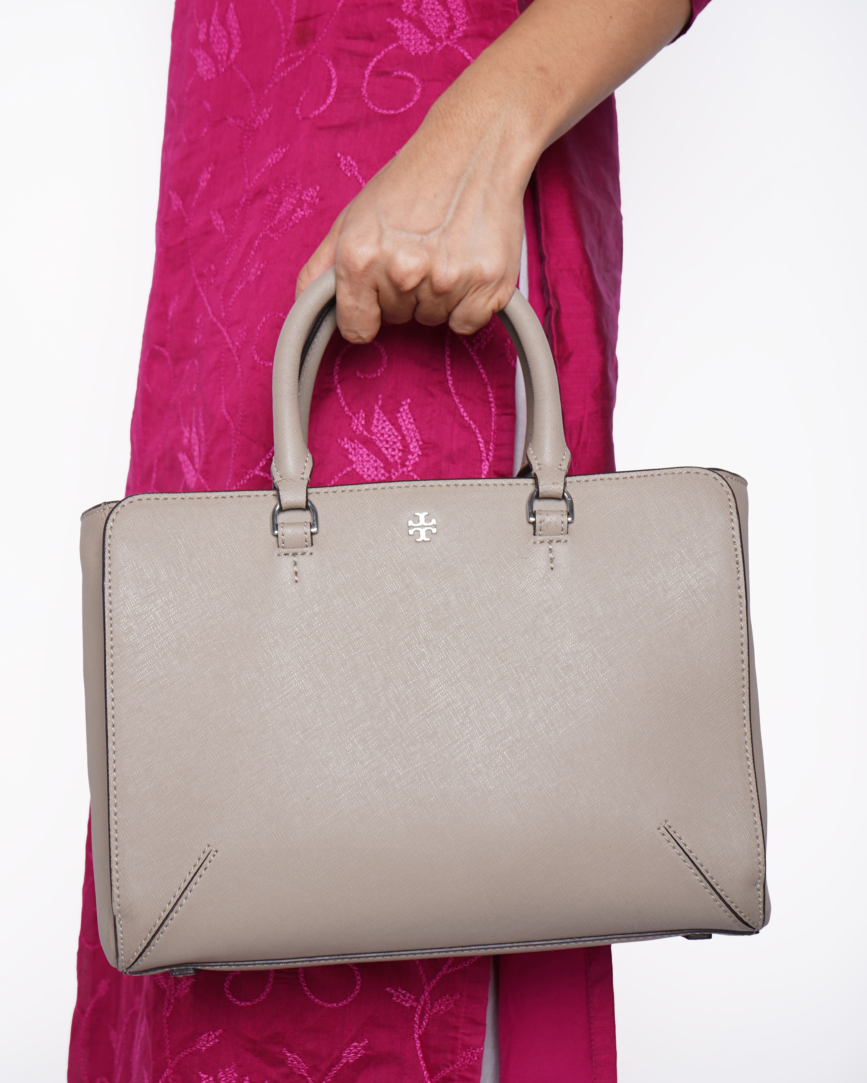 Tory Burch Top Handle Bag In Grey