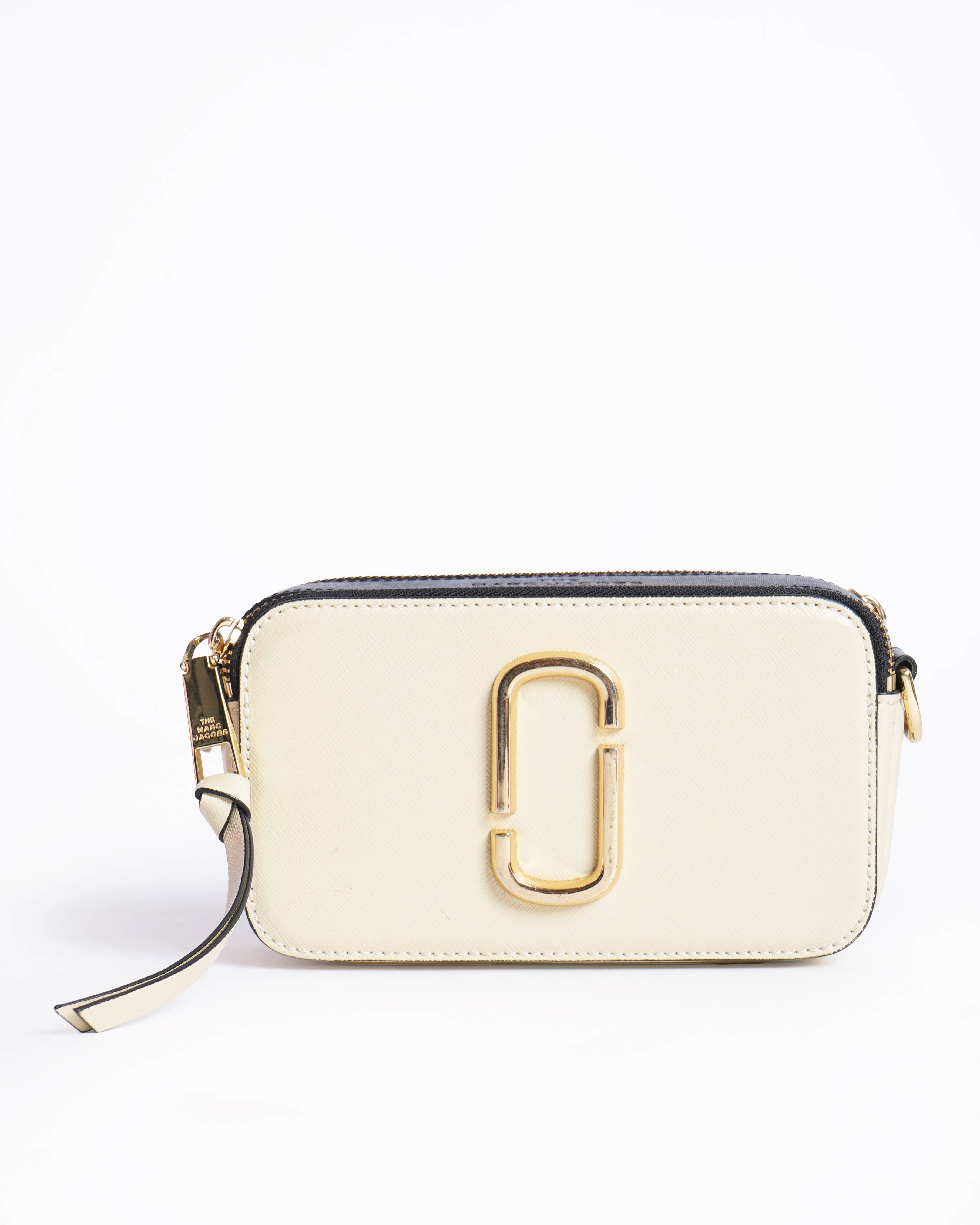 Marc Jacobs 
Snapshot crossbody bag
