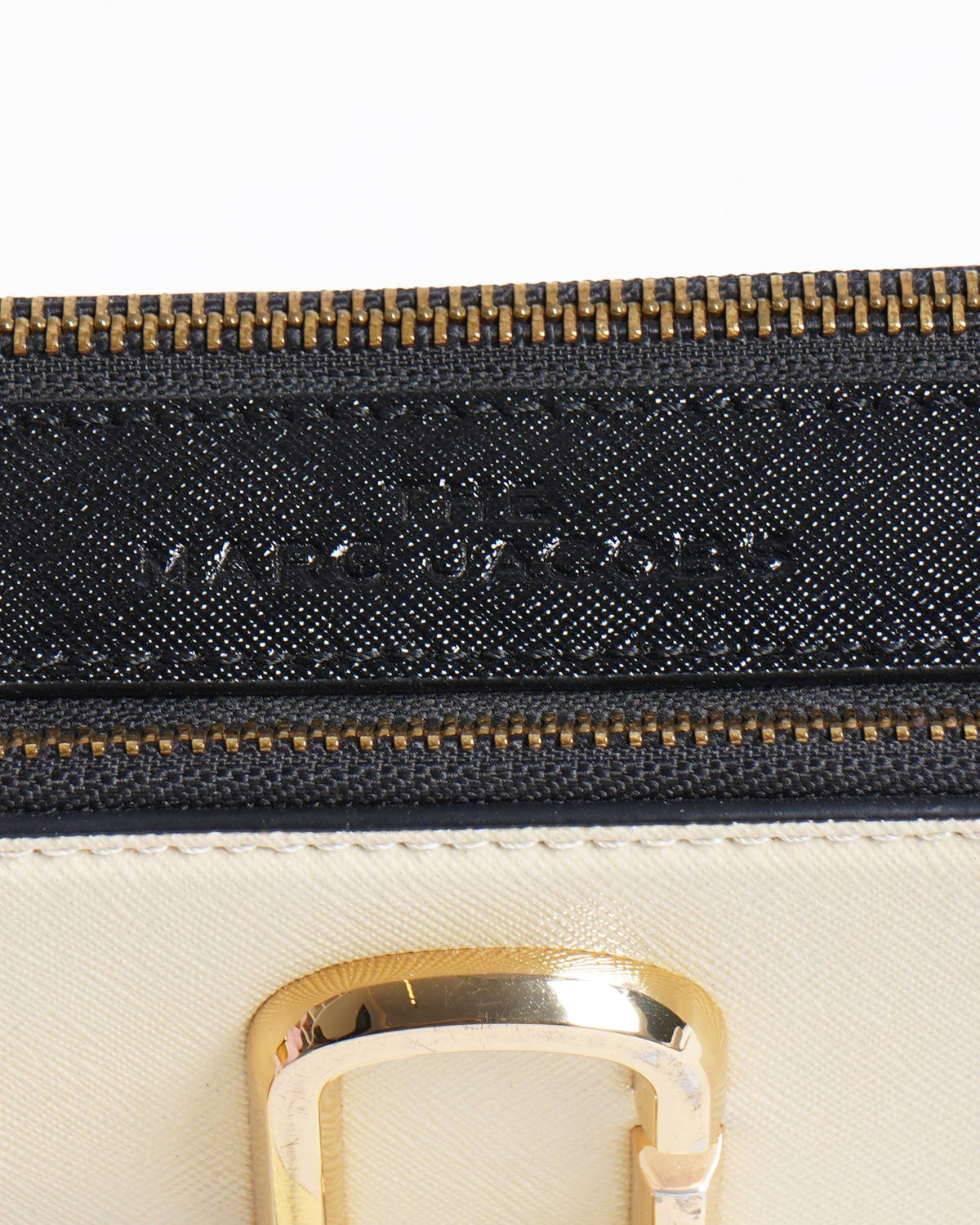 Marc Jacobs 
Snapshot crossbody bag