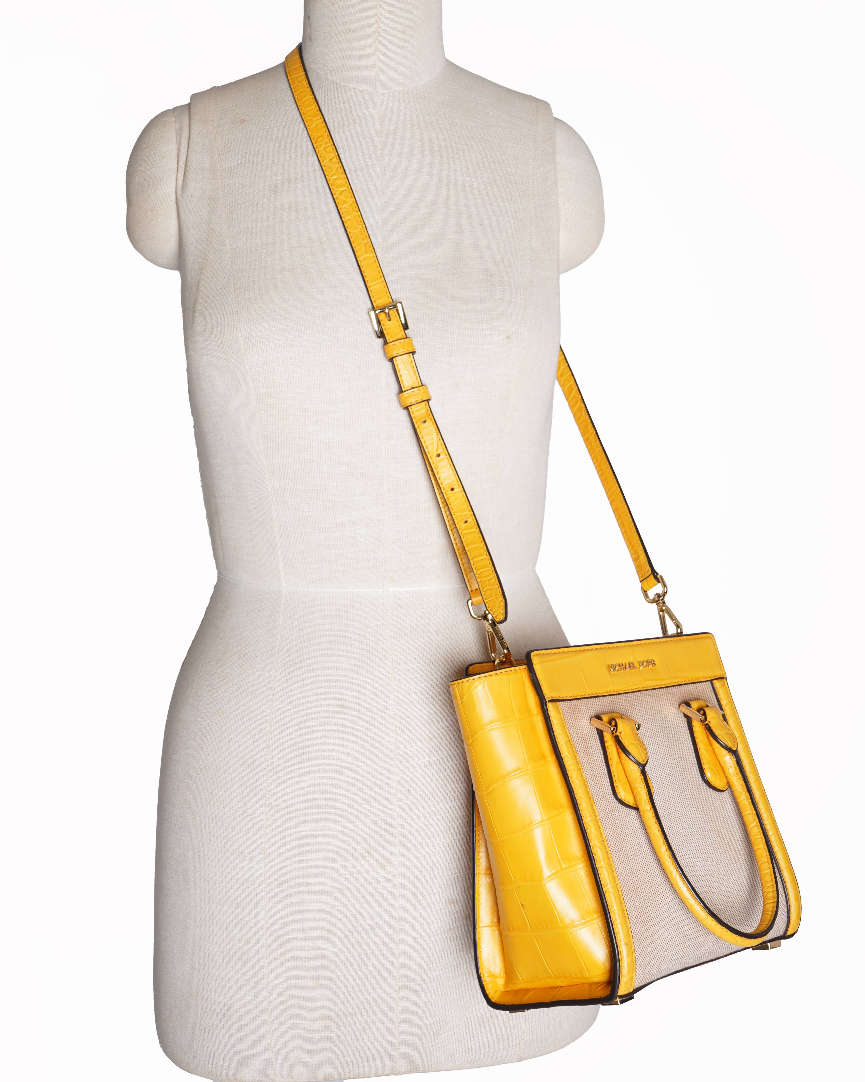 Michael Kors Mini Crossbody bag In Yellow & Beige