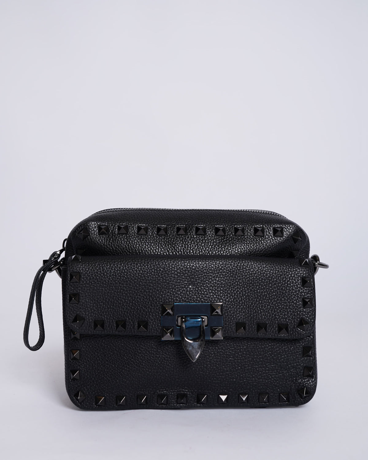 New Valentino Garavani Grained Rockstud Leather Crossbody Bag