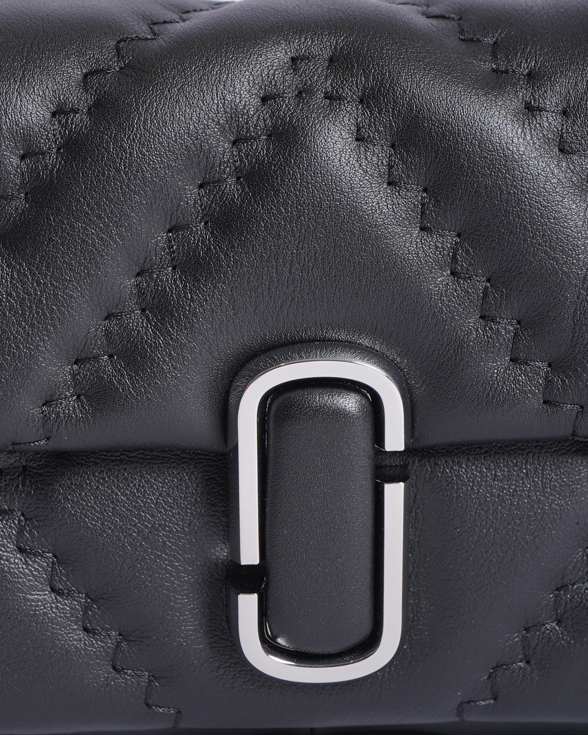 New Marc Jacob Quilted Crossbody In Black