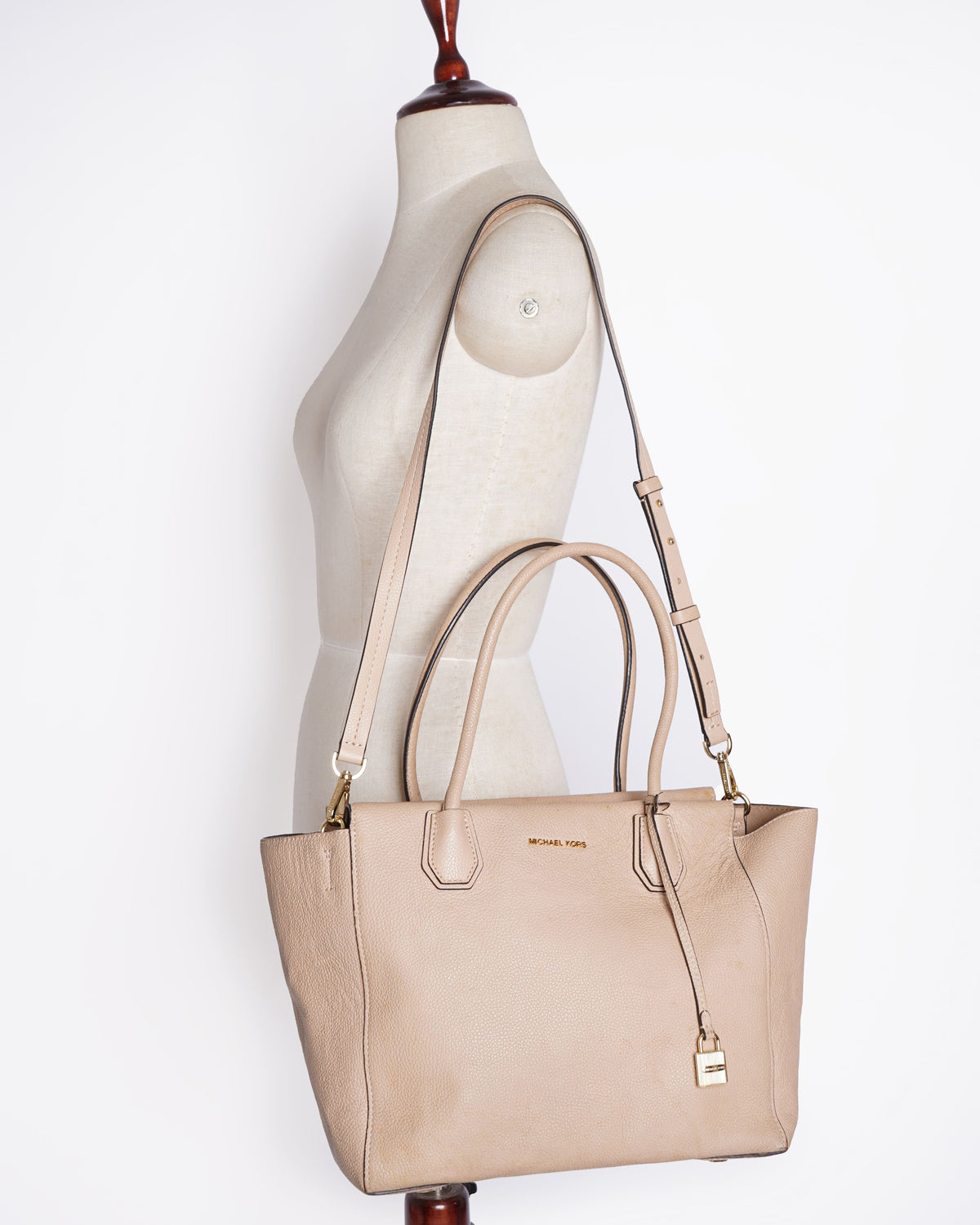 Michael Kors Beige Pebbled Leather Large Mercer Tote