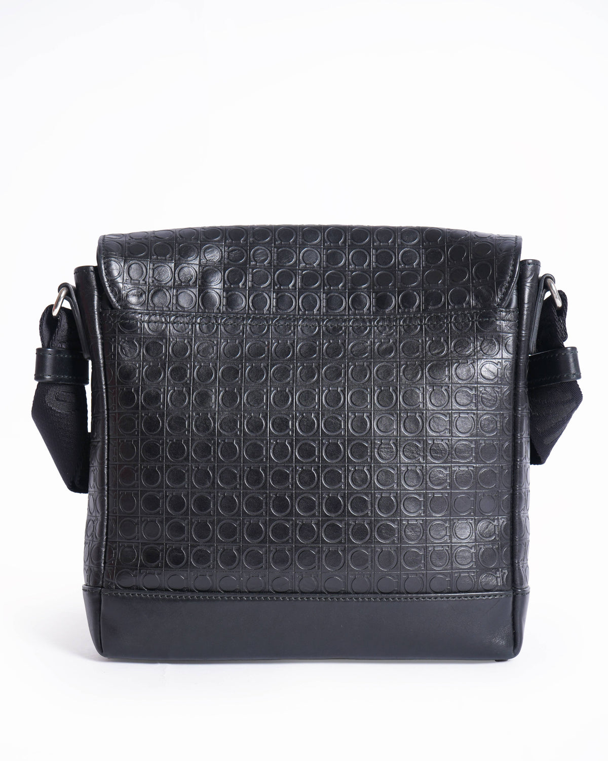 Salvatore Ferragamo Embossed Logo Messenger Bag In Black