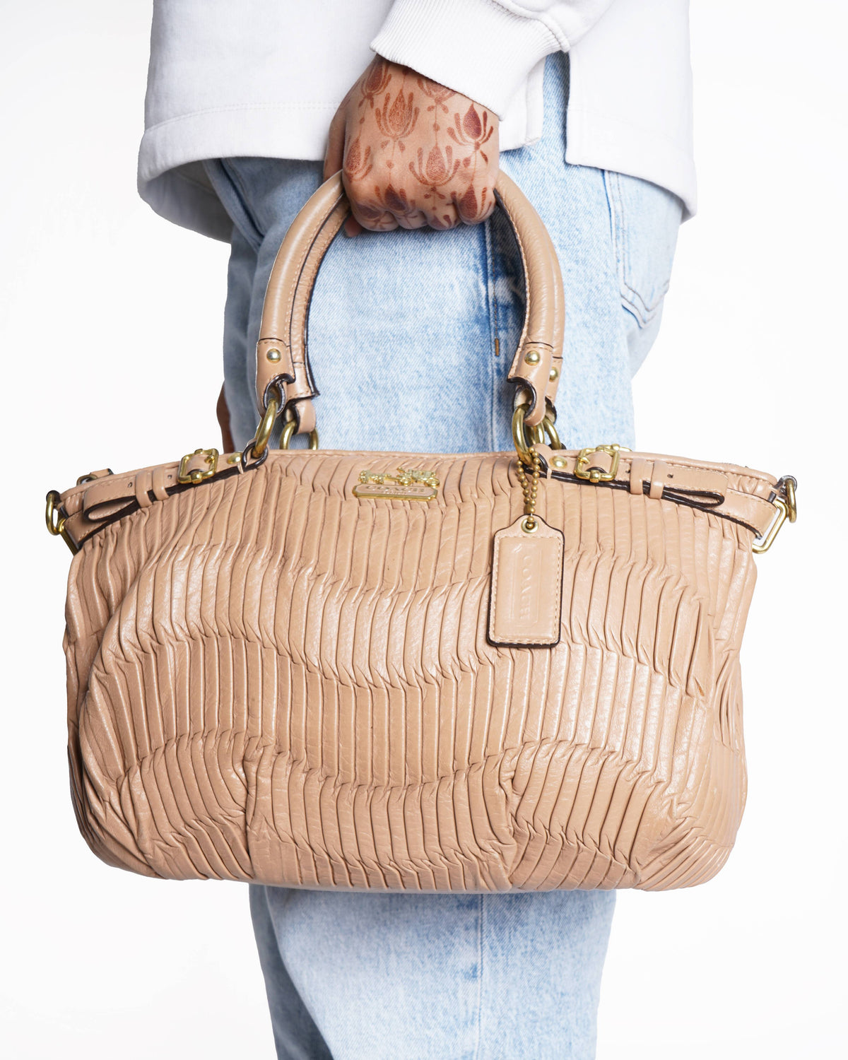 Coach
Madison Gathered Leather Satchel in tan