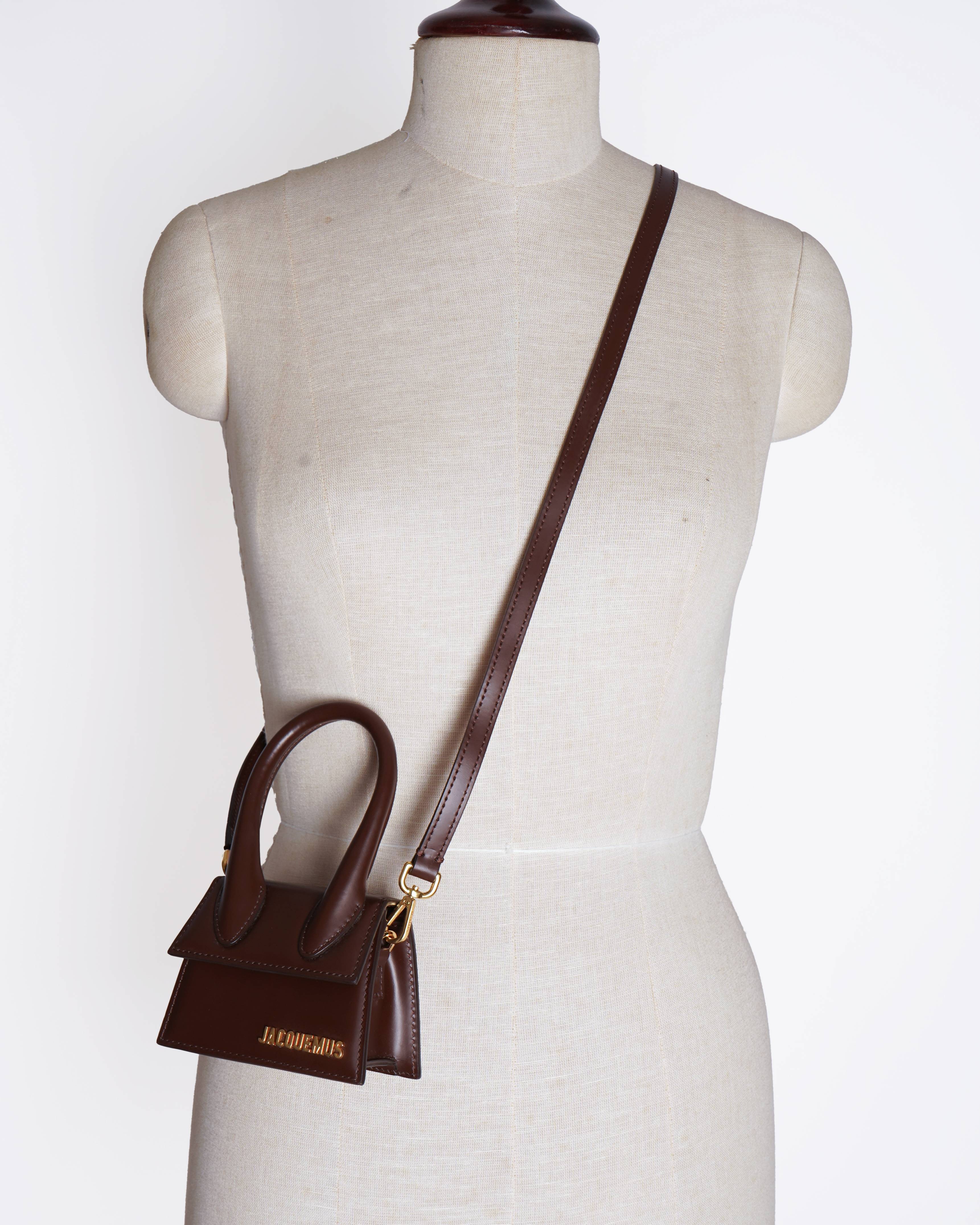New Jacquemus mini le chiquito moyen handbag in chocolate brown
