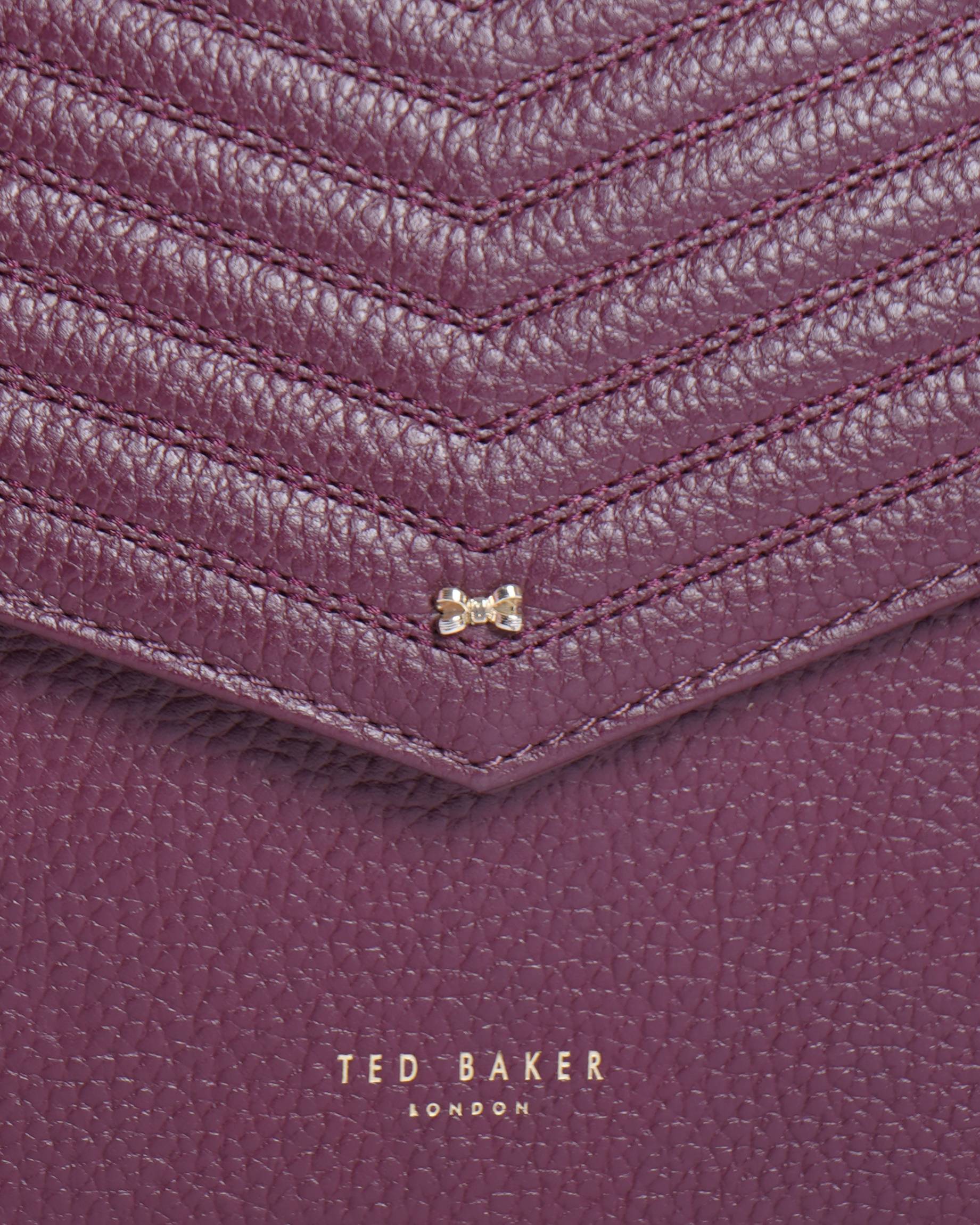 Ted Baker
Quilted crossbody bag