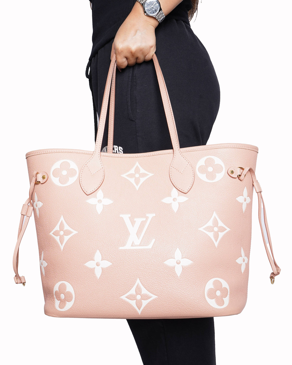 Louis Vuitton Neverfull tote bag