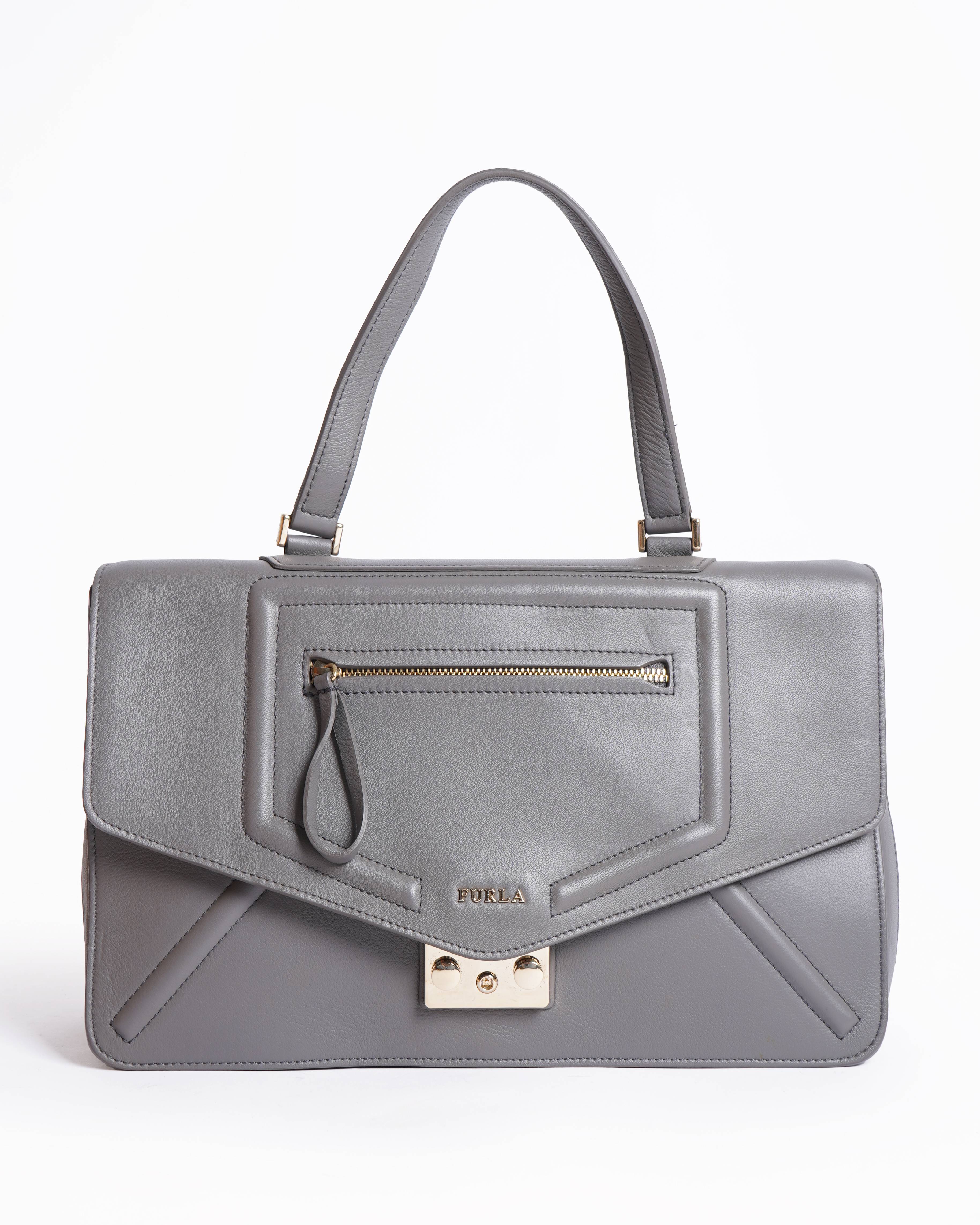 Furla 
Alice Leather Shoulder Bag in Grey