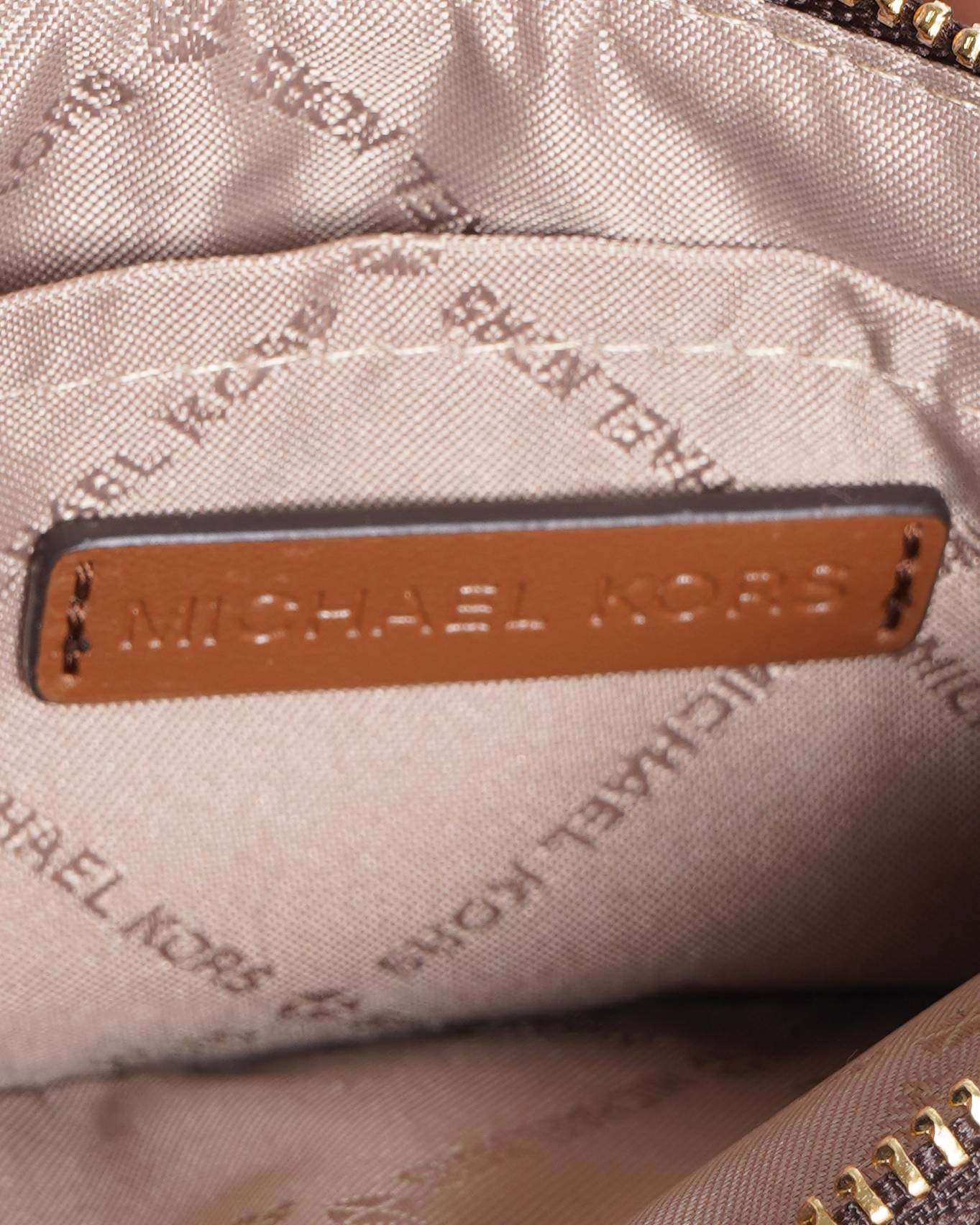 Michael kors jet set travel zip coin pouch