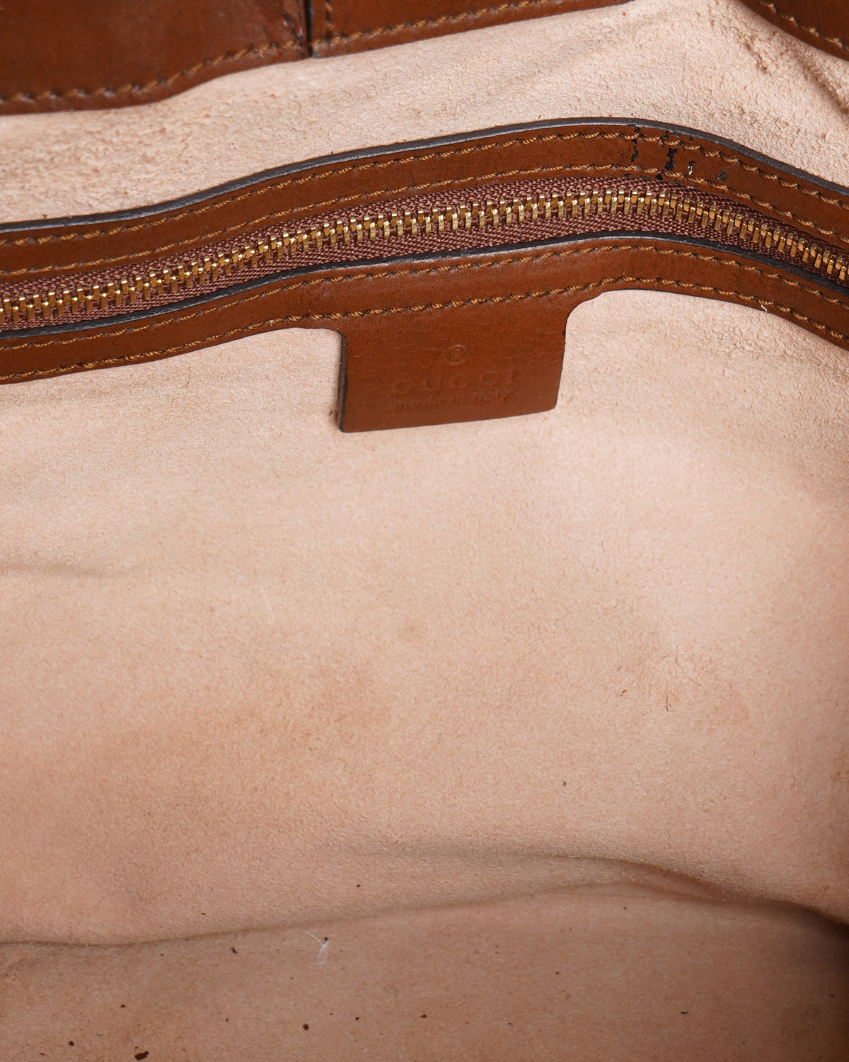 Gucci GG Supreme Shoulder Bag WIth Crossbody Strap