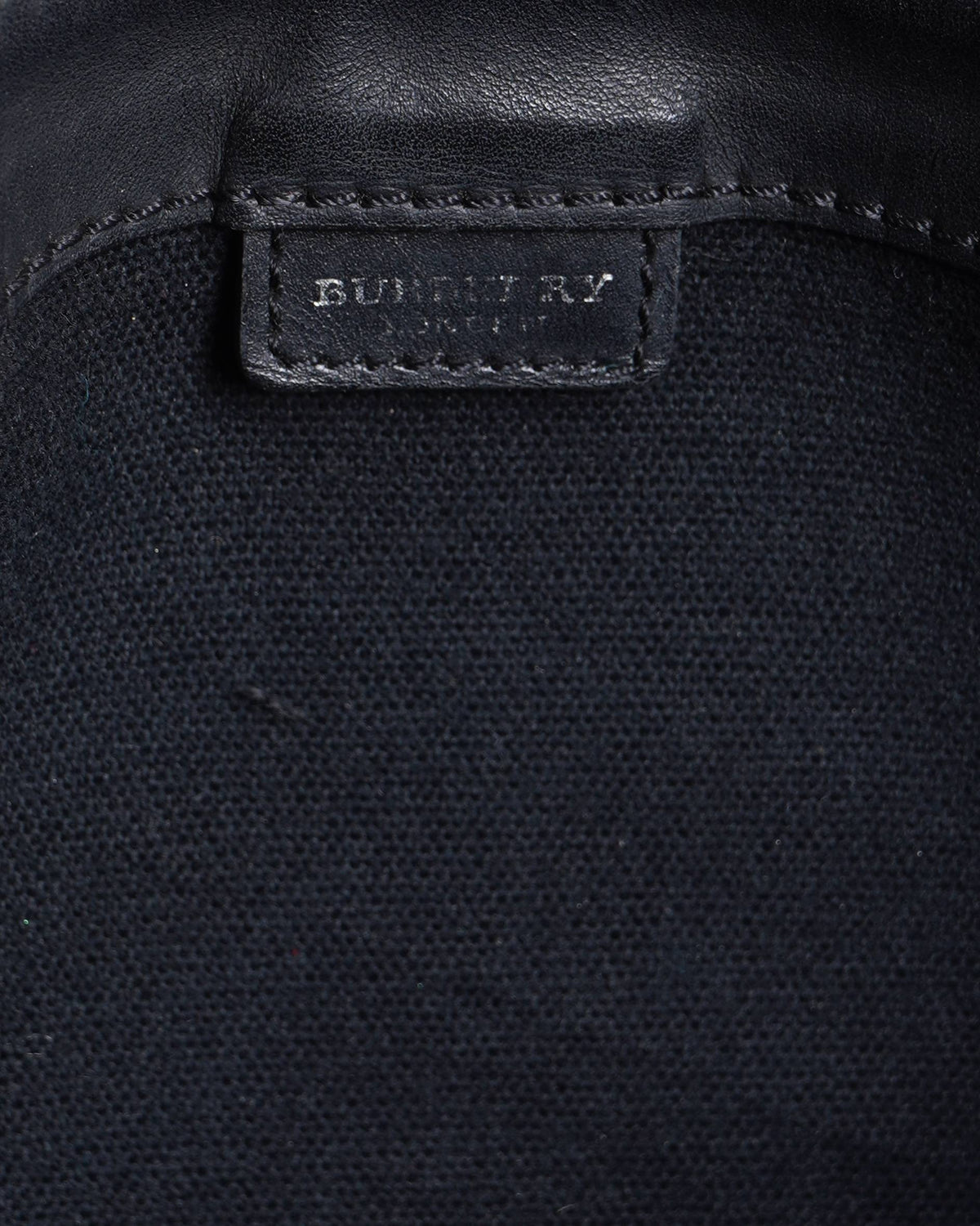 Burberry signature tote bag