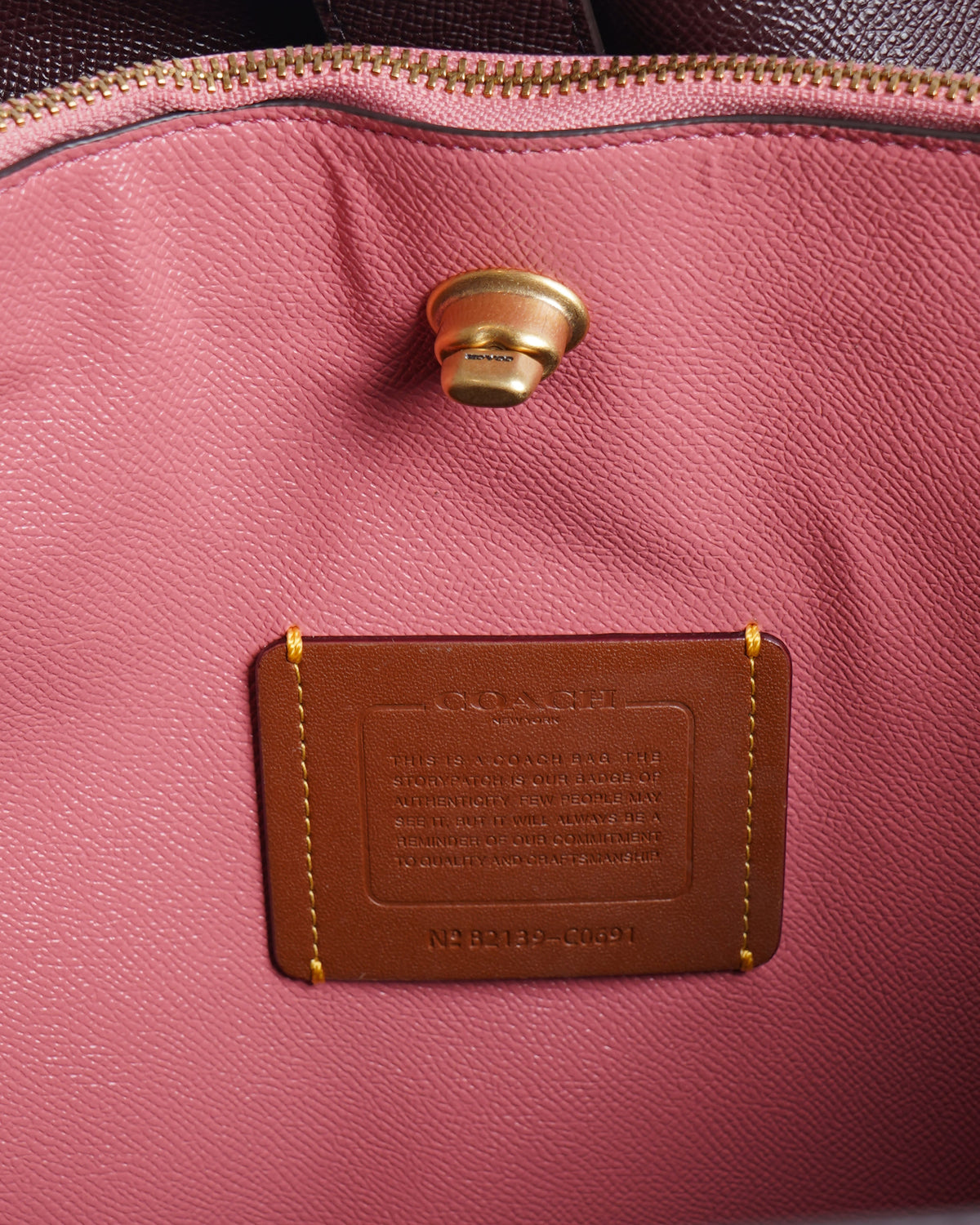 New Coach willow large tote bag in burgundy