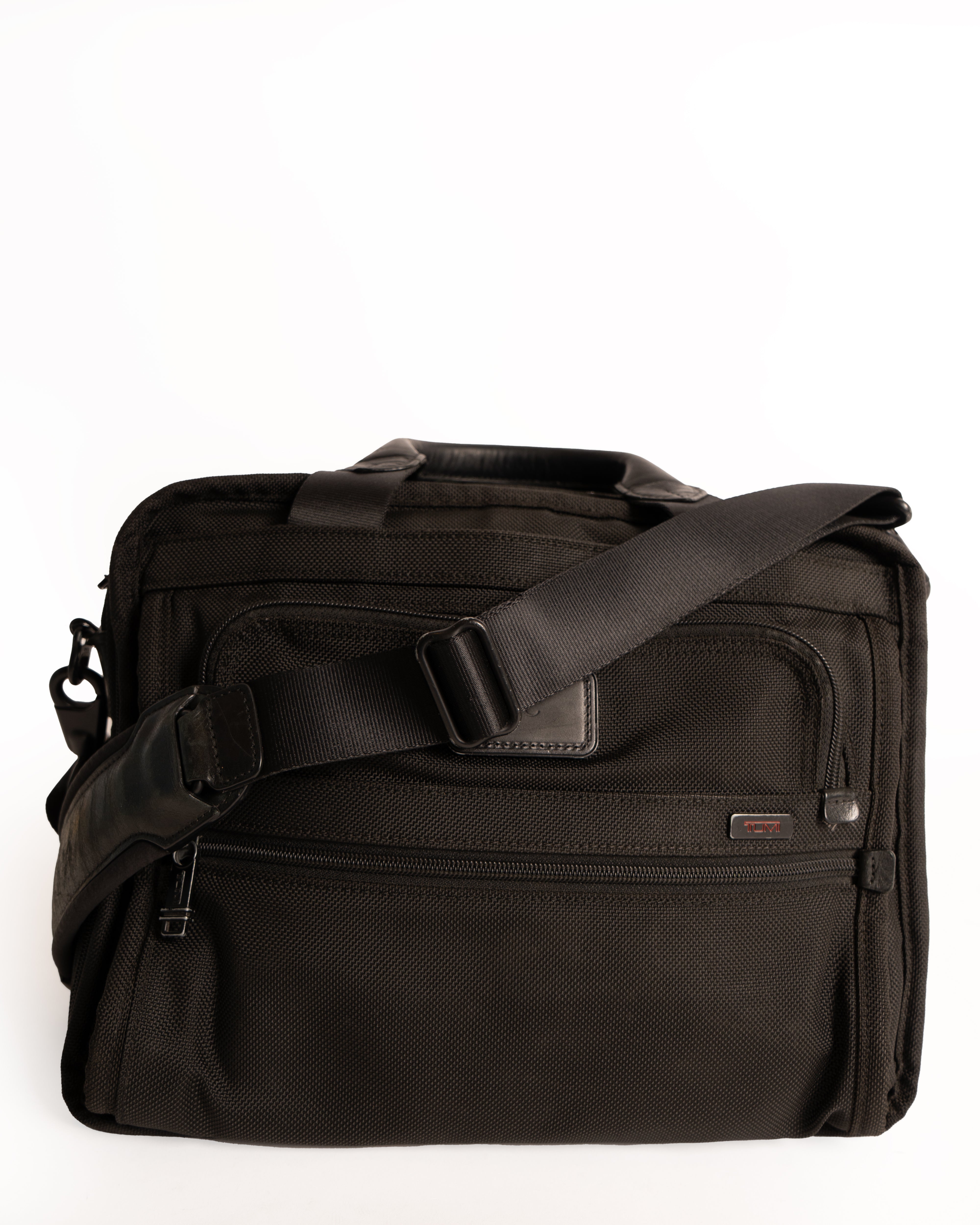 Tumi Briefcase in black