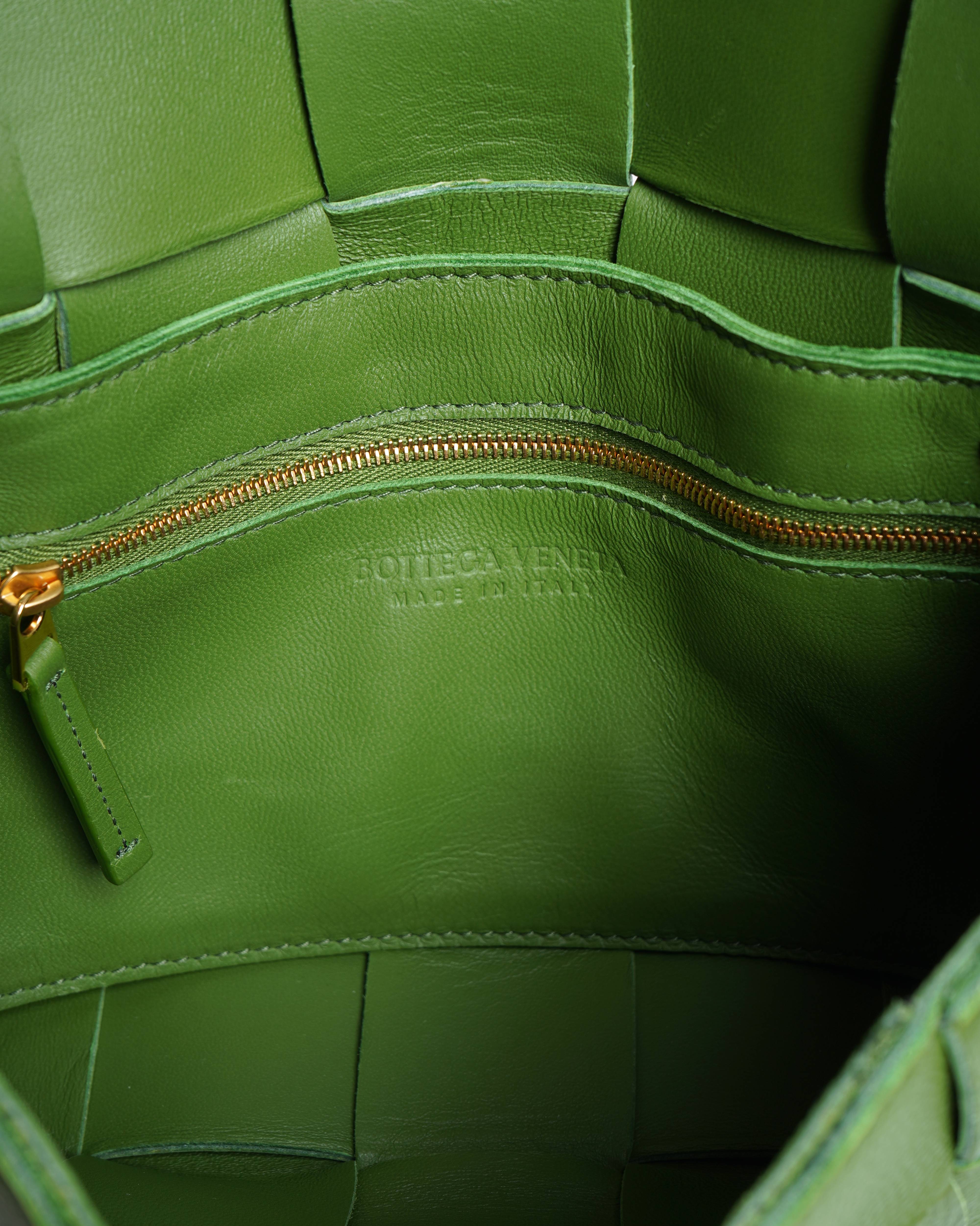New Bottega veneta cassette crossbody bag in green