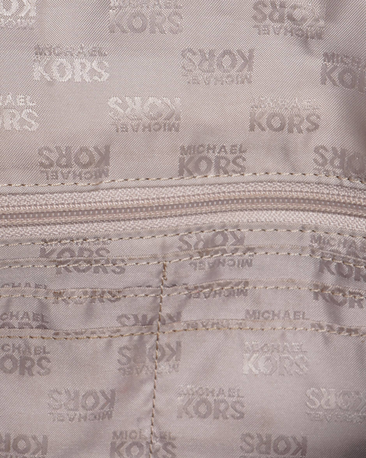 Michael Kors Hamilton Shoulder Bag
