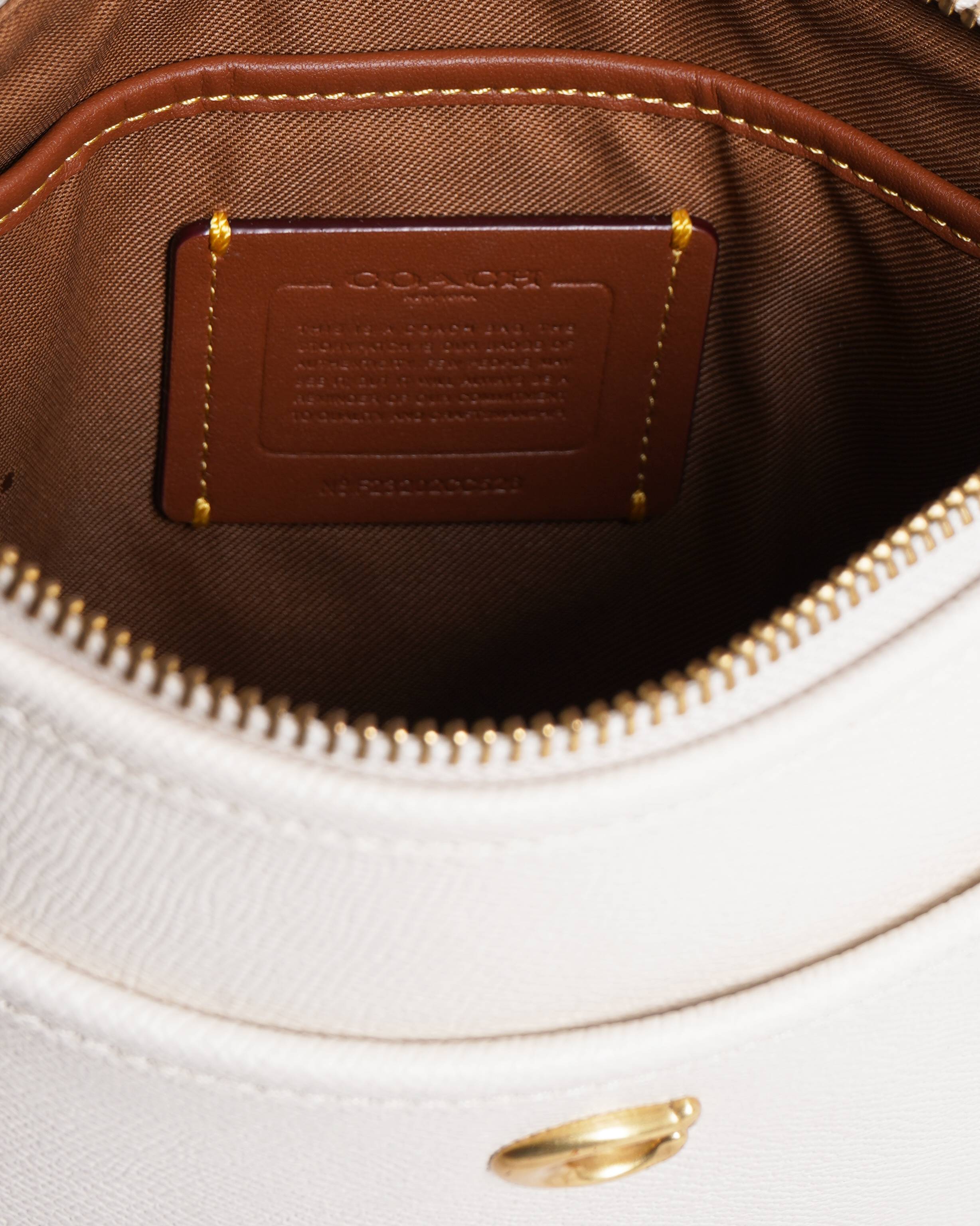 Coach Kitt Messenger crossbody bag