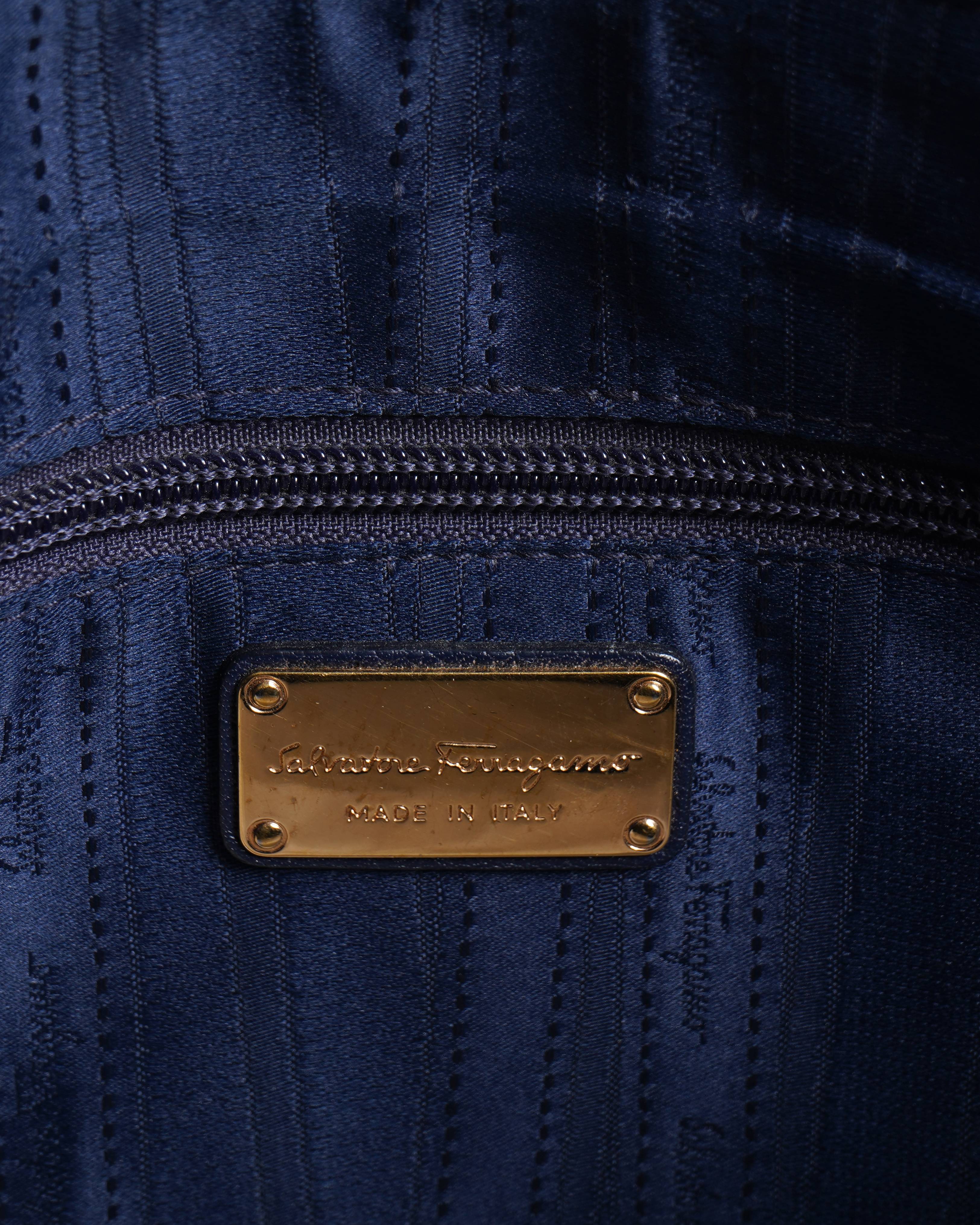 Salvatore ferragamo blue leather Fanya chain tote Bag