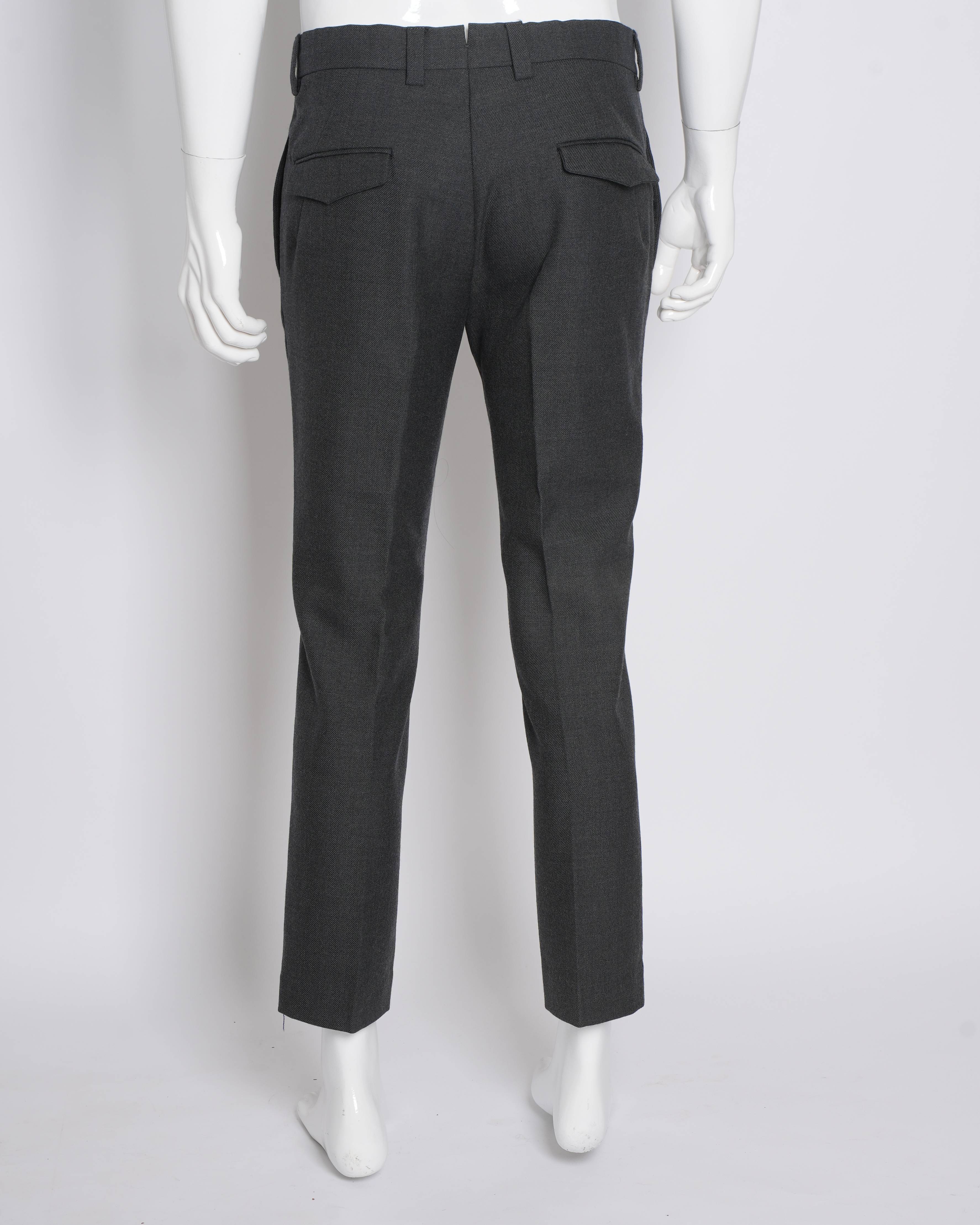 Fendi Men's Pants in Grey