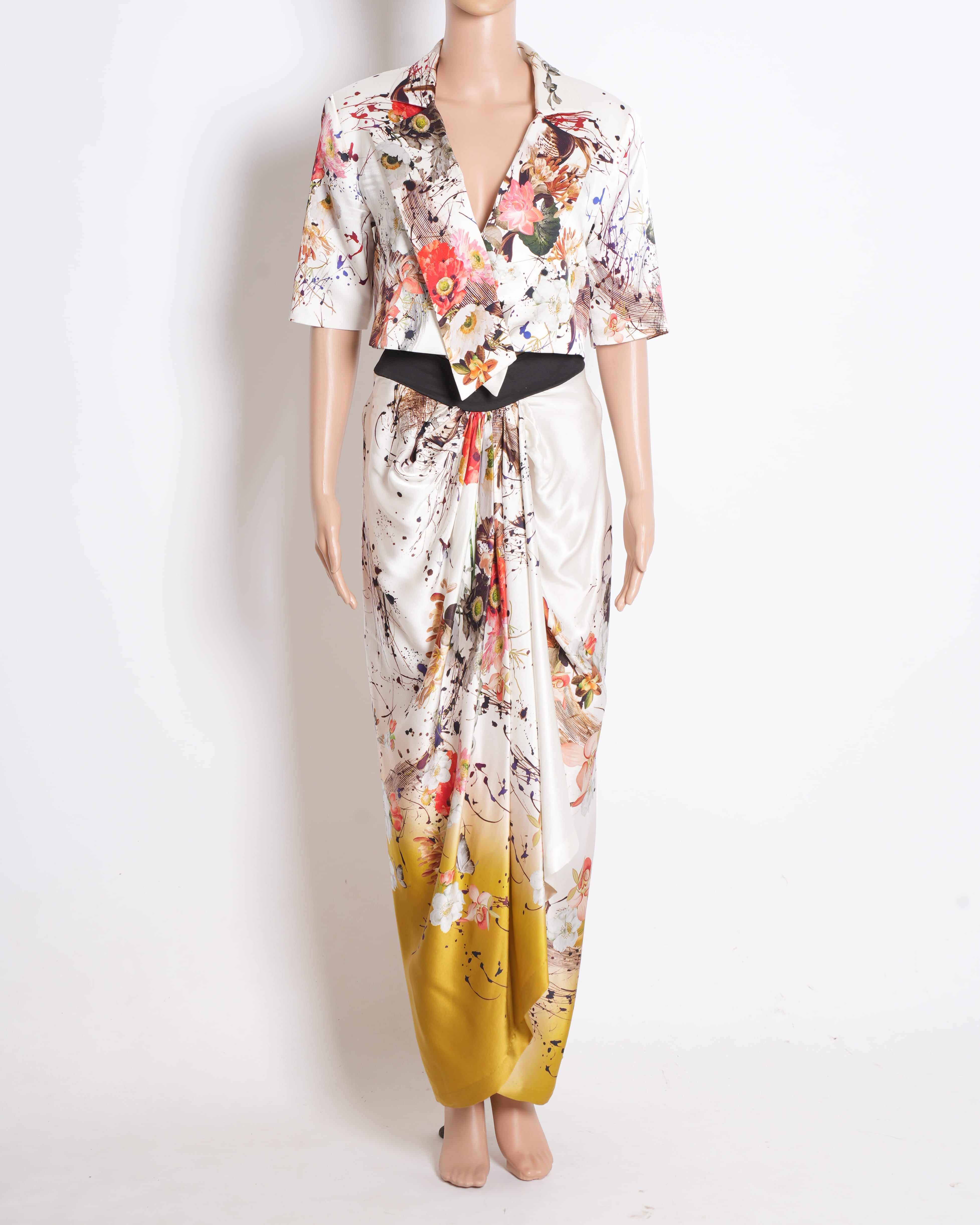 Anamika Khanna Co-ord Set in Multicolour Floral Print