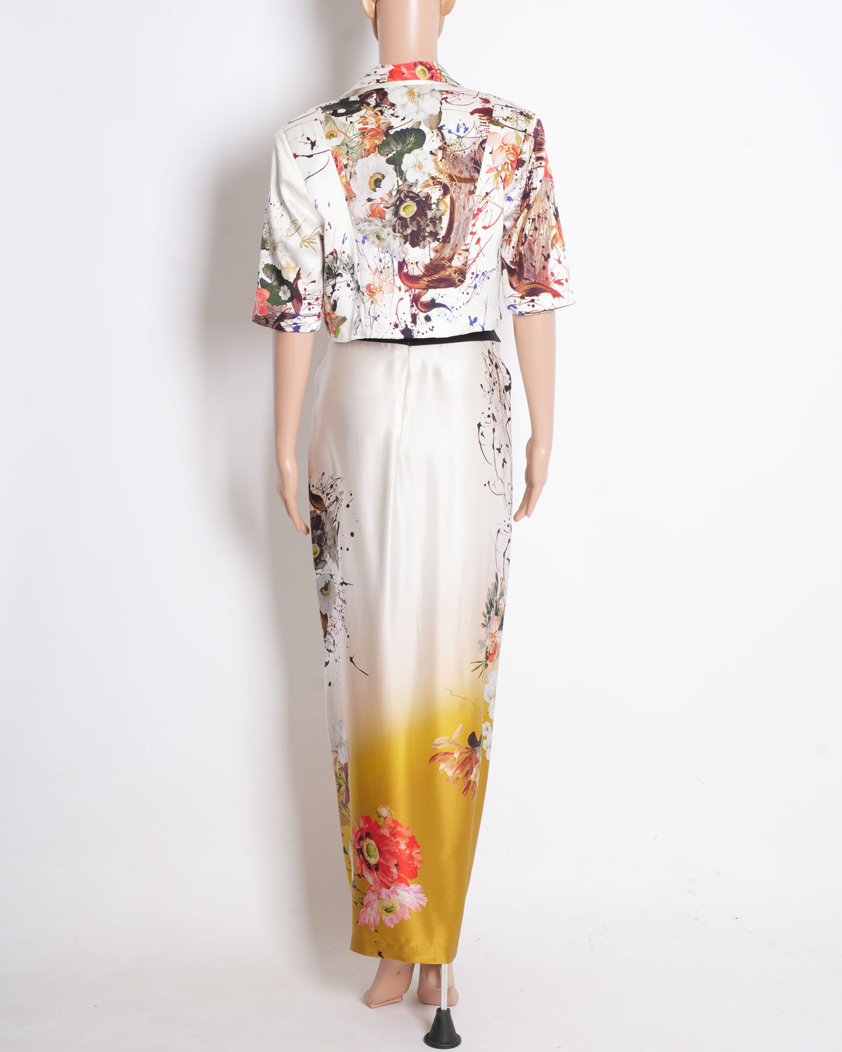 Anamika Khanna Co-ord Set in Multicolour Floral Print